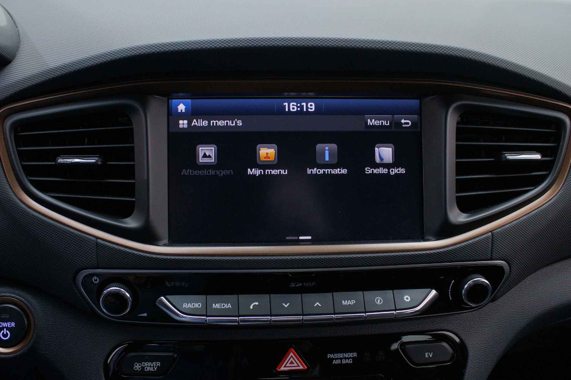 Hyundai IONIQ Comfort EV | Navigatie | All-seasons - 31/52