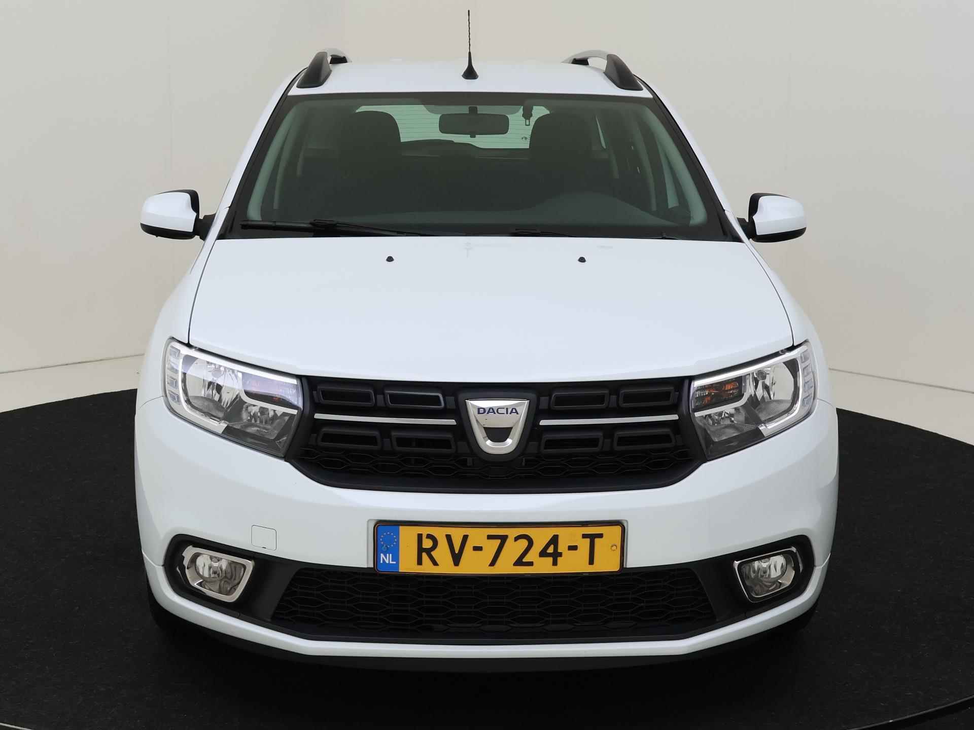 Dacia Logan MCV 0.9 TCe Laureate / Navigatie / Cruise Control / Airco / Parkeersensoren Achter / Bluetooth - 6/25