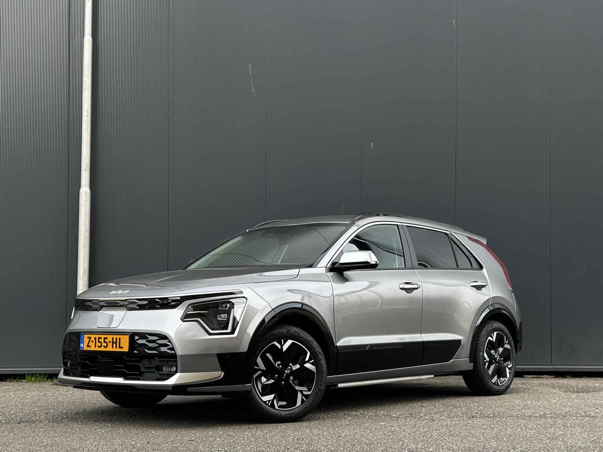 Kia Niro EV Edition Advanced 64.8 kWh | Navi | Stoel- en stuurverwarming | Keyless entry & start | Metallic lak | Dodehoeksensoren | Fabrieksgarantie t/m 13-04-2031 - 3/36