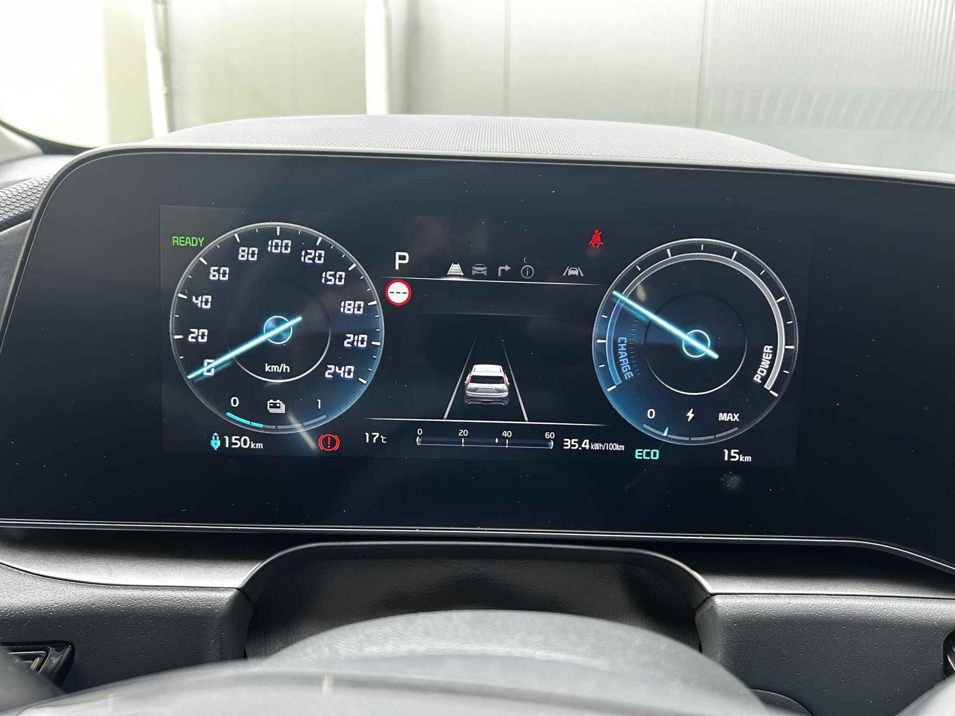 Kia Niro EV Edition Advanced 64.8 kWh | Navi | Stoel- en stuurverwarming | Keyless entry & start | Metallic lak | Dodehoeksensoren | Fabrieksgarantie t/m 13-04-2031 - 15/36