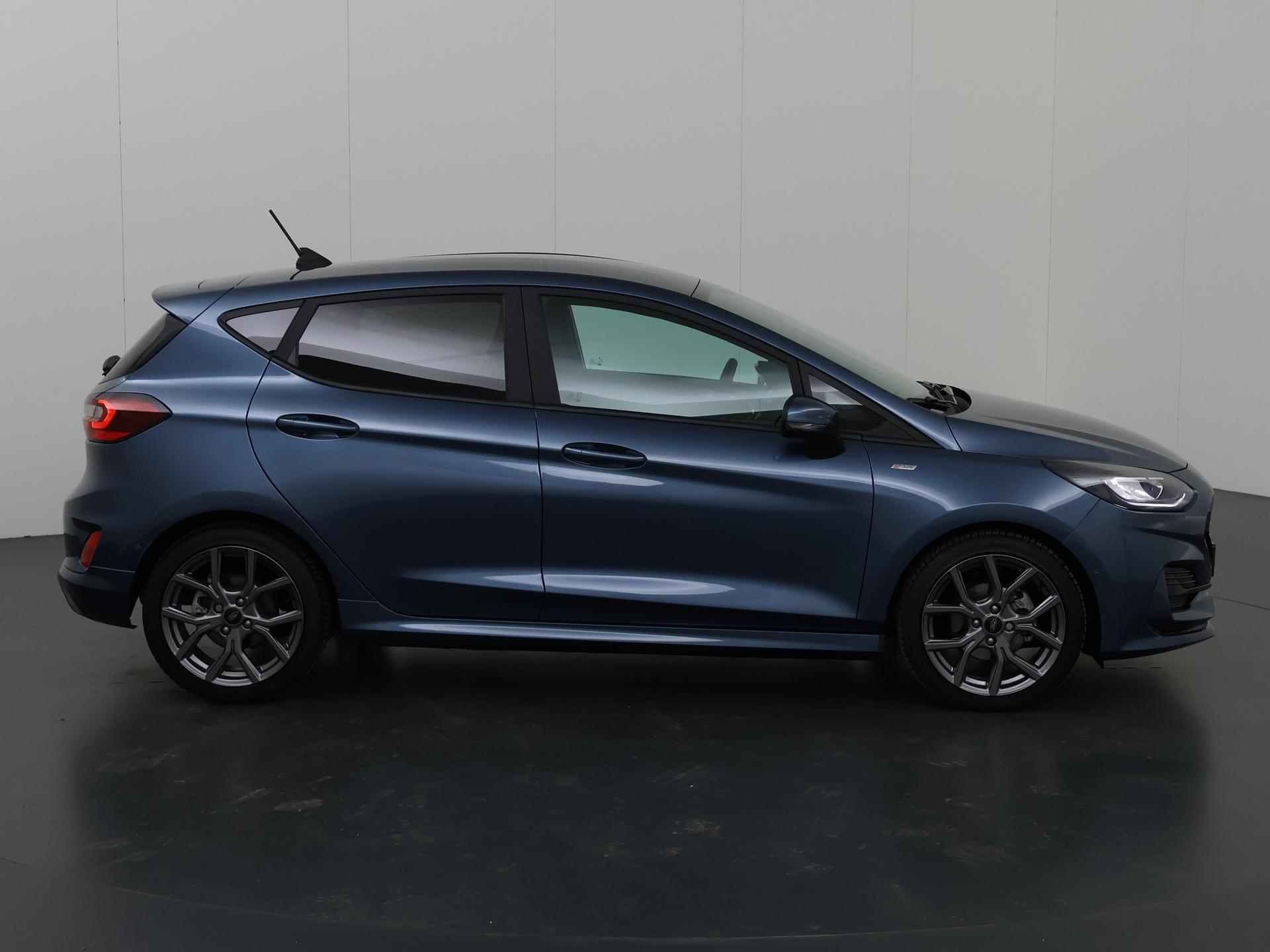 Ford Fiesta 1.0 EcoBoost Hybrid ST-Line X | Navigatie | Parkeercamera | Winterpakket | Cruise Control | - 7/45