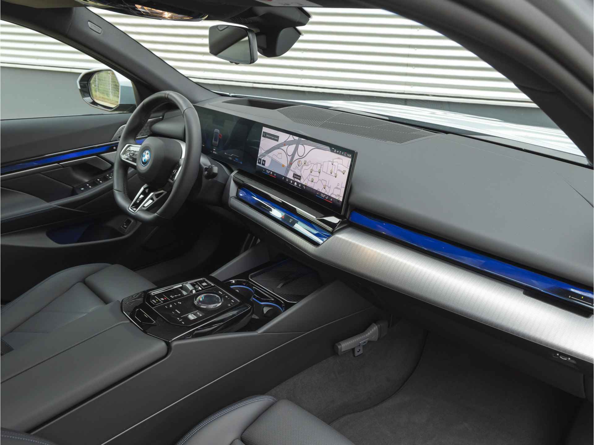 BMW 5 Serie 530e M-Sport Pro - Pano - Driving Ass Prof - Trekhaak - Bowers & Wilkins - NP 88.000 - 15/46