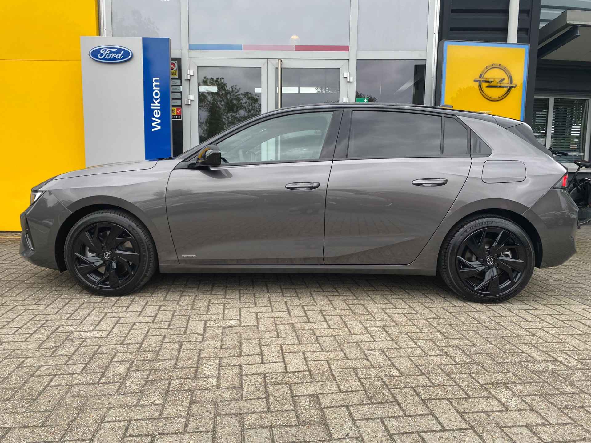 Opel Astra 1.6 Turbo 180PK Plug In Hybrid GS-Line Ultimate | VOORRAAD NIEUW!!| SCHUIF/KANTELDAK| CAMERA| LED| - 4/30