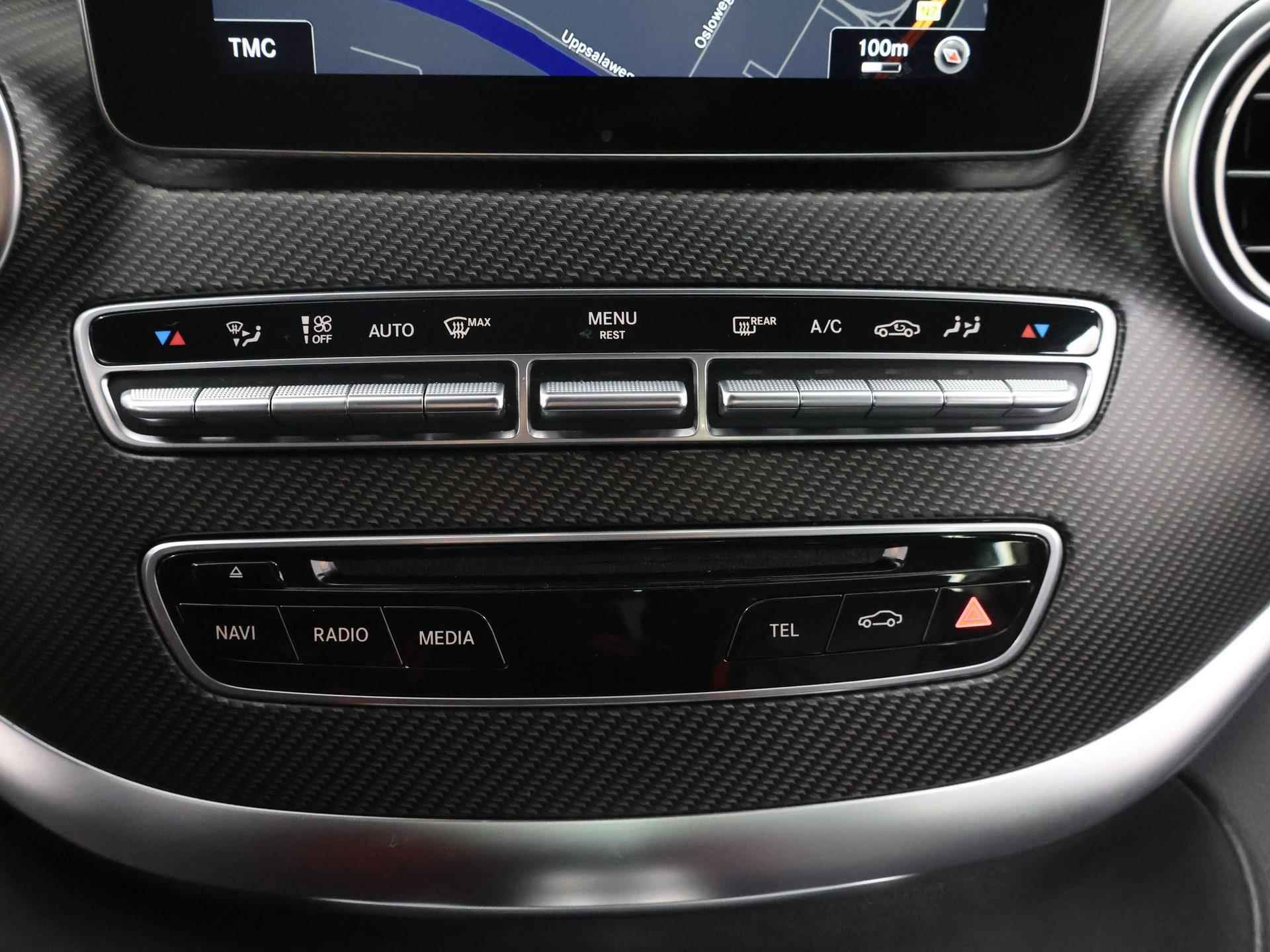 Mercedes-Benz V-klasse 250d Avantgarde Edition L2 | Dubbele Cabine | AMG | 360° Camera | Distronic | Stoelverwarming | Navigatie | 2500 KG Trekhaak | Dodehoekdetectie | - 21/44