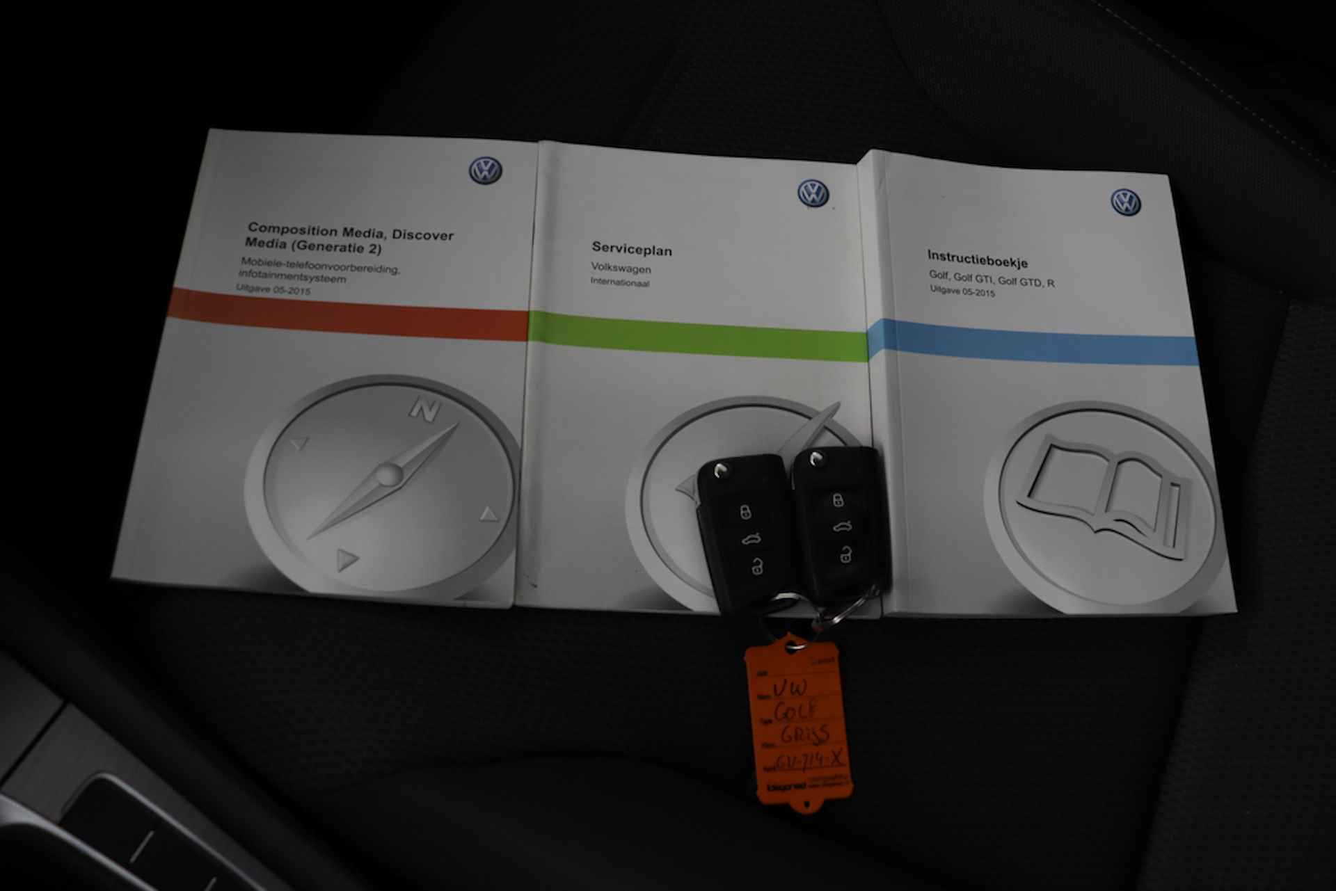 Volkswagen Golf TSI Executive Comfortline, Orig.NL - 12 MND GARANTIE | DAB+ | Navigatie | PDC | Apple Car Play -RIJKLAAR - 22/45