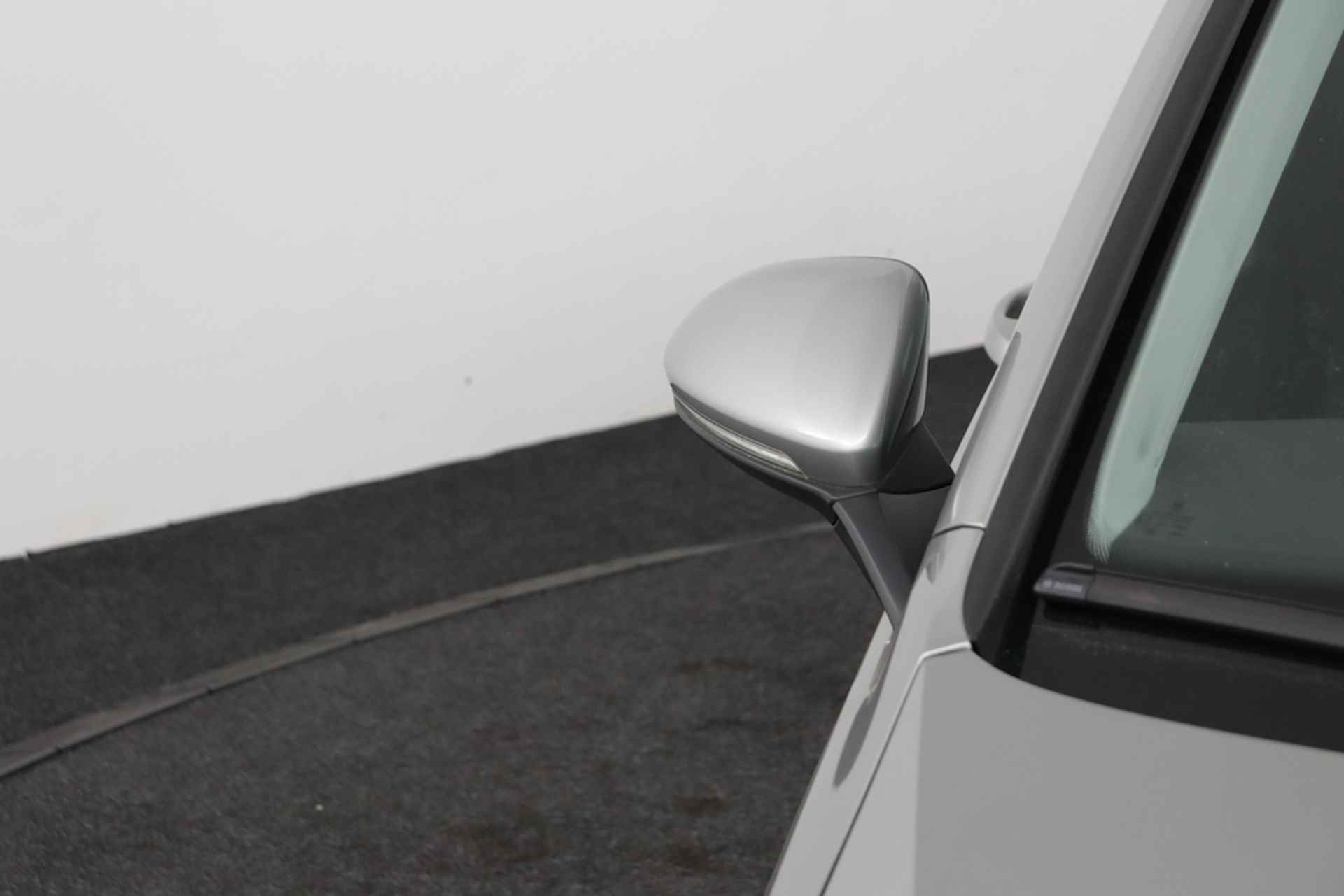 Volkswagen Golf TSI Executive Comfortline, Orig.NL - 12 MND GARANTIE | DAB+ | Navigatie | PDC | Apple Car Play -RIJKLAAR - 36/45