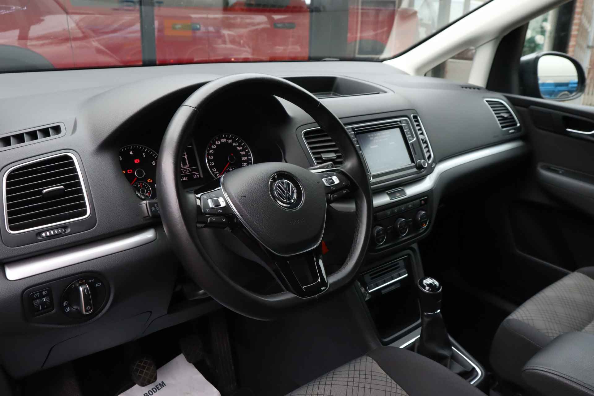 Volkswagen Sharan 1.4 TSI Comfortline | 7 Persoons | Applecarplay | Camera | Navigatie - 6/33