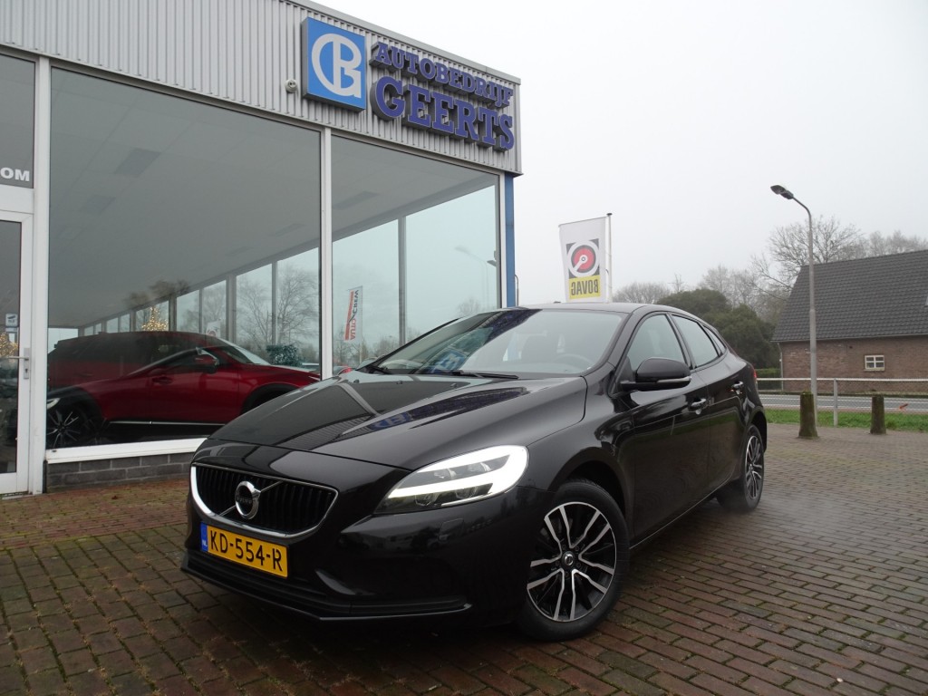 VOLVO V40 2.0 T2 Momentum LED/Navi/PDC/Stoelverwarming