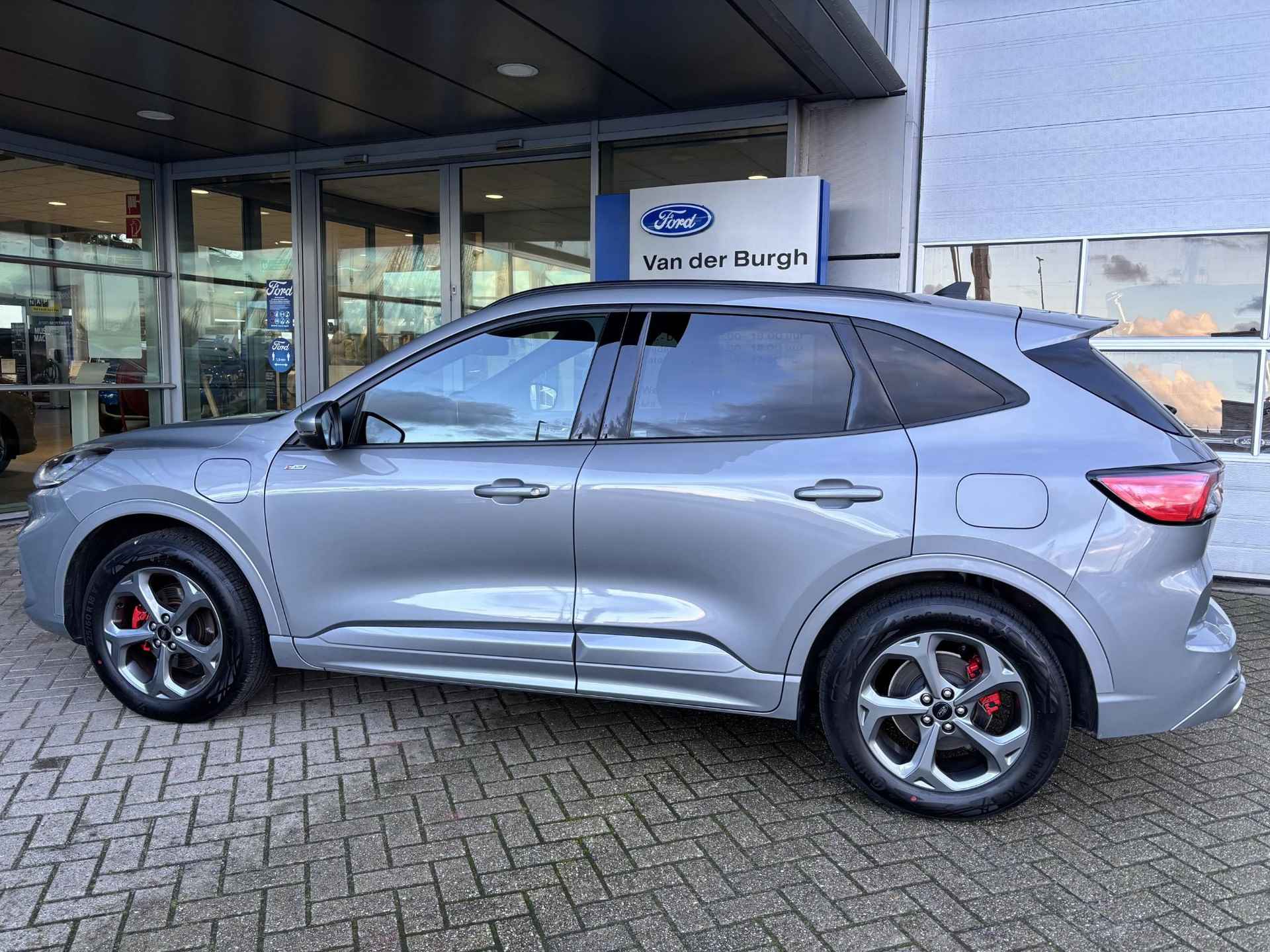 Ford Kuga 2.5 PHEV ST-Line X - 4/34