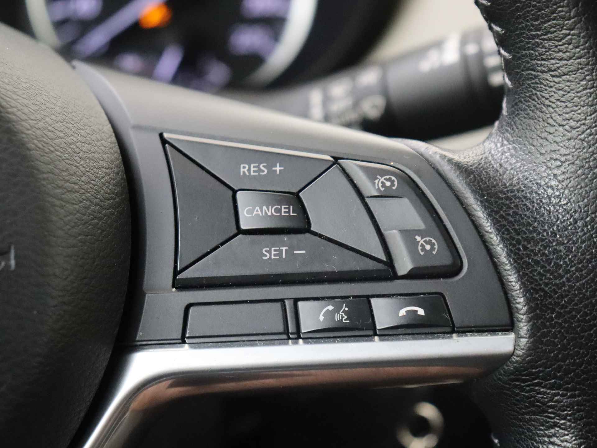 Nissan Micra 0.9 IG-T N-Connecta 5 deurs | Navigatie | Climate Control | Achteruit rij Camera - 21/30