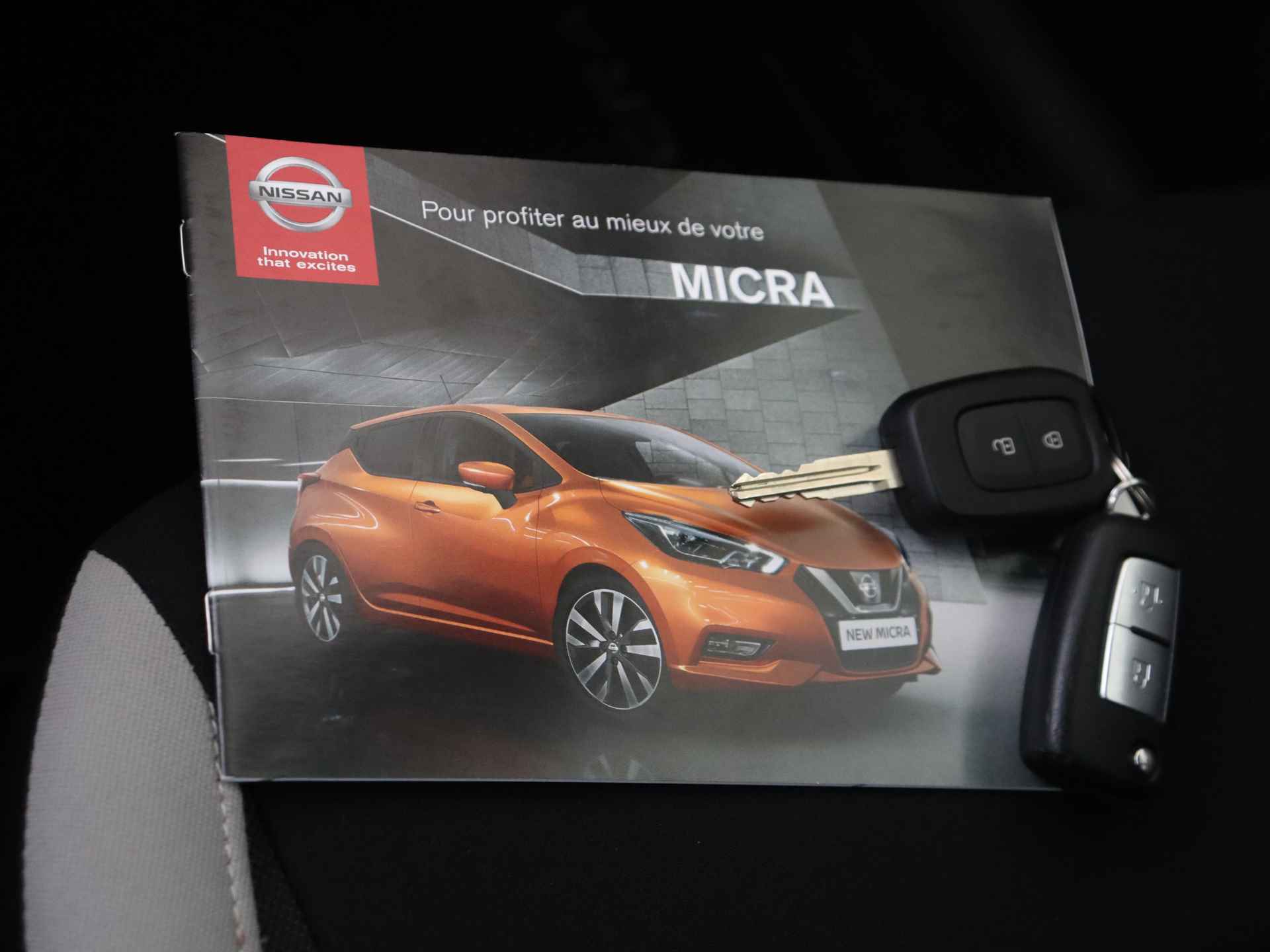 Nissan Micra 0.9 IG-T N-Connecta 5 deurs | Navigatie | Climate Control | Achteruit rij Camera - 22/30