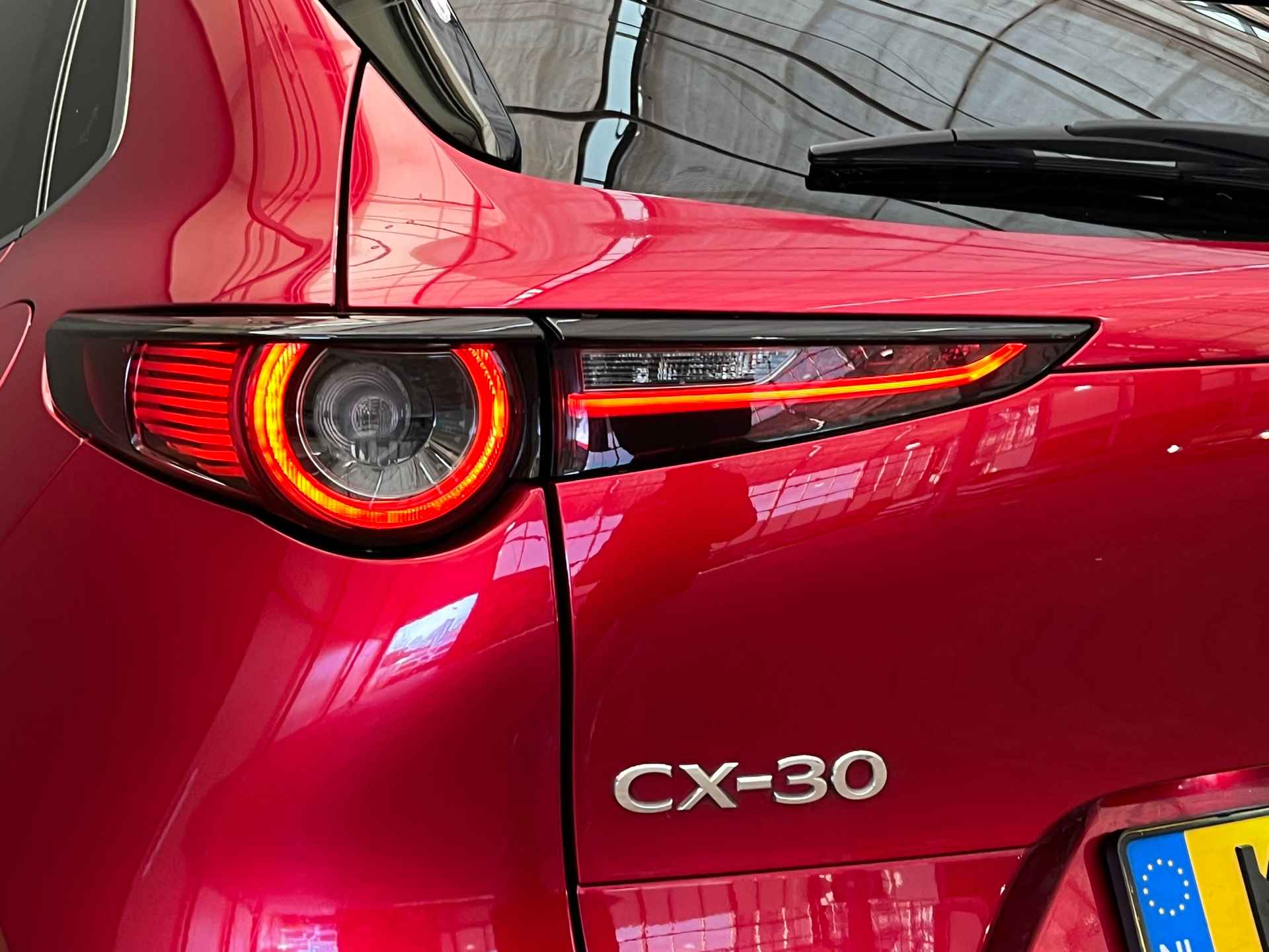 Mazda CX-30 2.0 e-SkyActiv-X M Hybrid Luxury Camera | BOSE | Stuur & Stoelverwarming | Adaptieve Cruise | Trekhaak | Navigatie | Bluetooth - 40/47