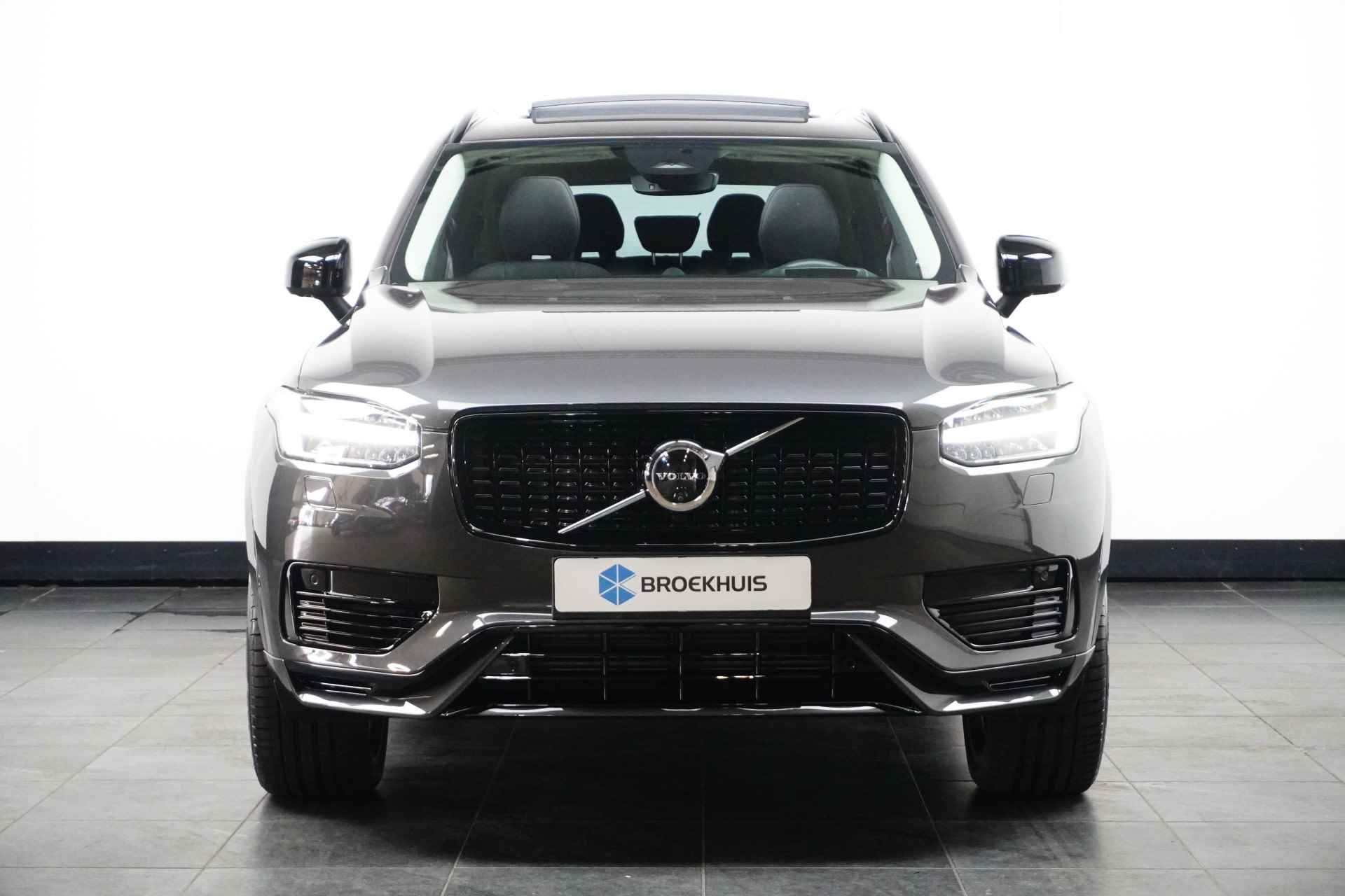 Volvo XC90 T8 Recharge AWD Ultimate Dark | Luchtvering | Bowers & Wilkins | 360° Camera | Panoramadak | Head-up display | 22-Inch | BOMVOL! - 2/38