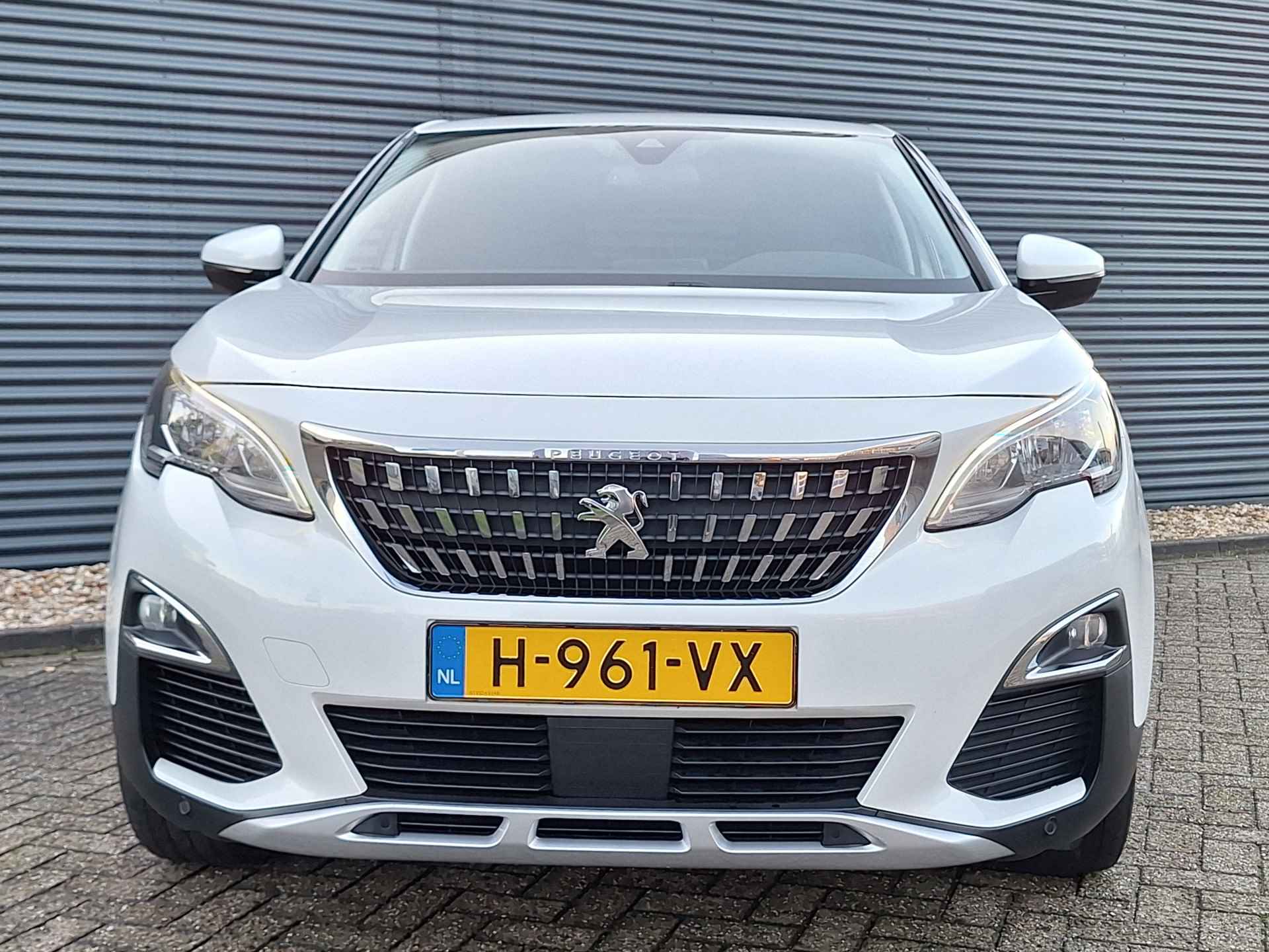 Peugeot 3008 1.2 PureTech Blue Lease Premium Avantage | Automaat | Camera | Navigatie | Apple Carplay en Android Auto | Parelmoer Lak | Keyless Entry-Start- Achterklepbediening !! - 12/47