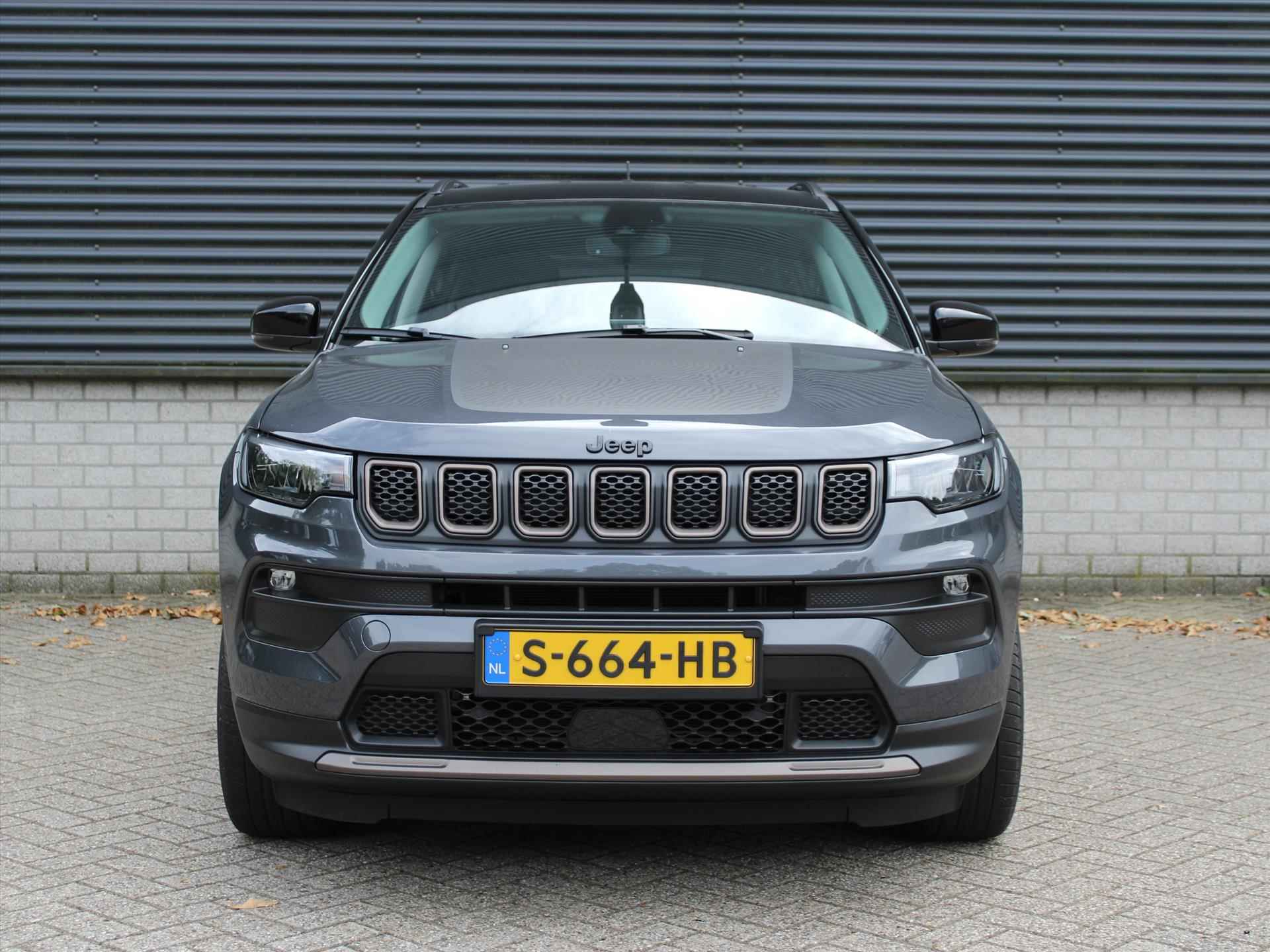 Jeep Compass 1.3T 4XE 240pk EAWD Upland | Automaat | Navigatie | Adaptive Cruise Control | Camera | Winter Pack | - 2/37