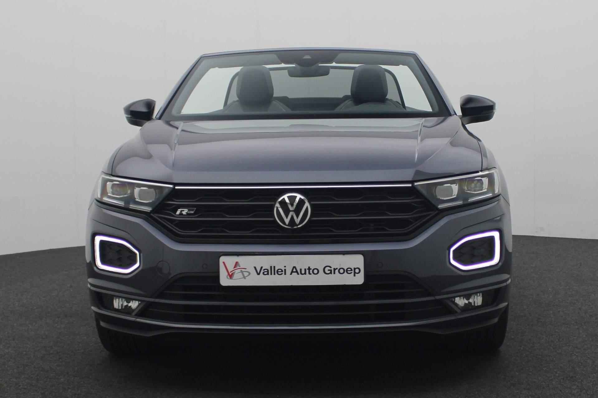 Volkswagen T-Roc Cabrio 1.5 TSI 150PK DSG R-Line Black Style | Keyless | Navi | Camera | BEATS | Full LED | 19 inch | ACC - 19/46