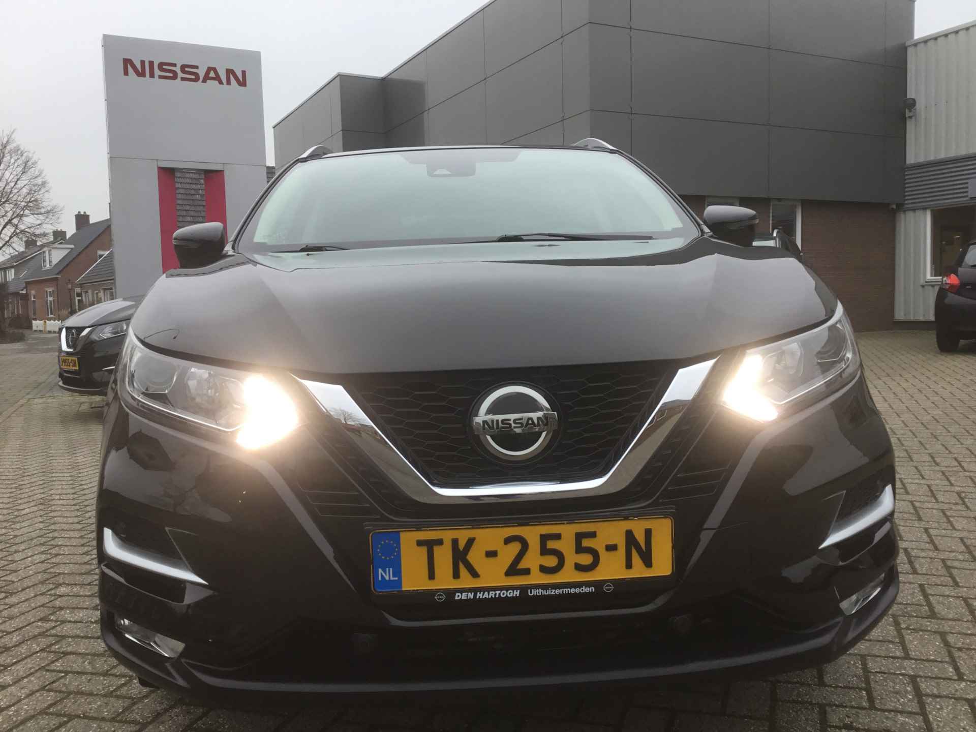 Nissan QASHQAI 1.2 DIG-T 117 N-Connecta+Design Pack Automaat - 26/35