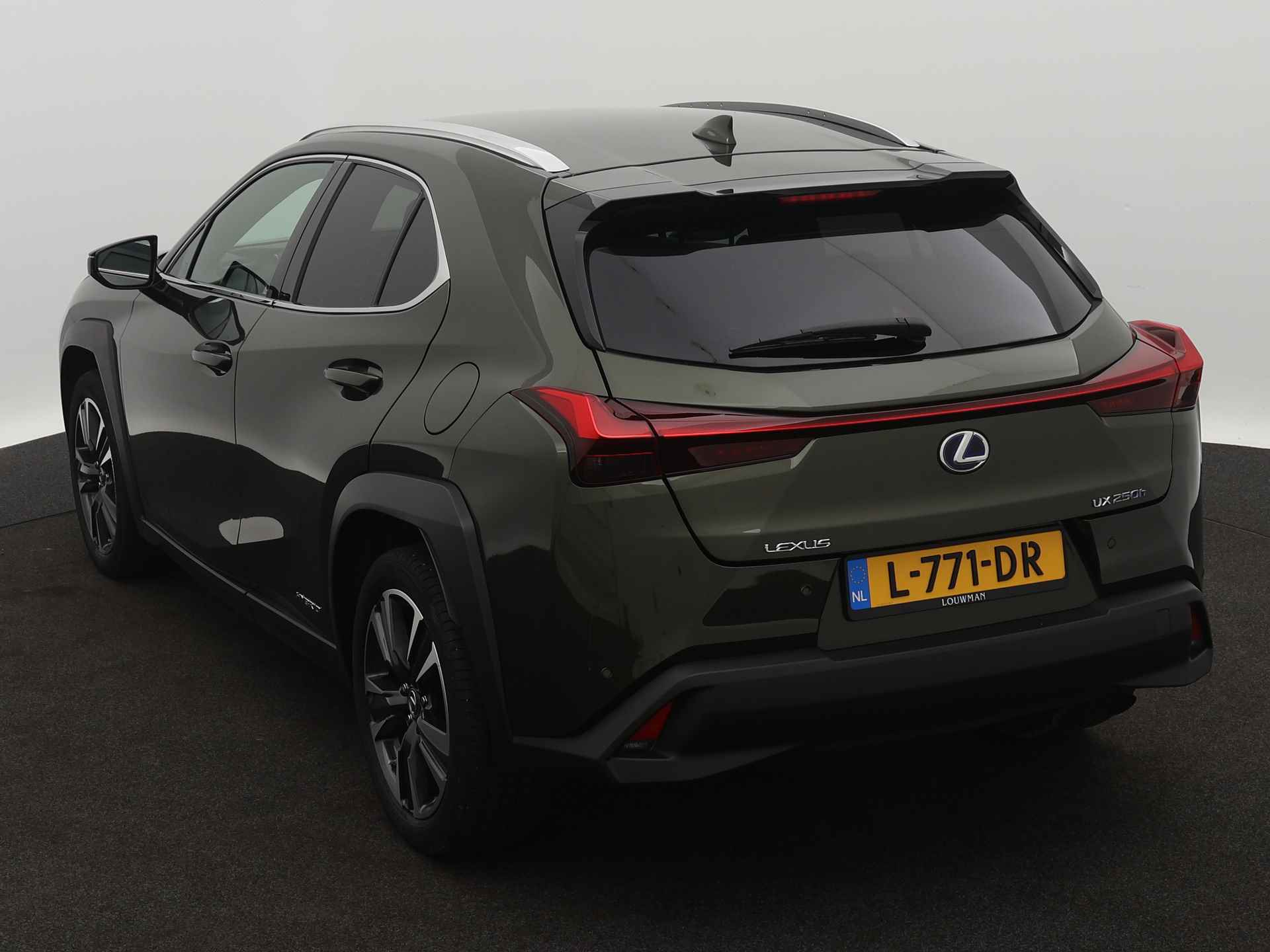 Lexus UX 250h Preference Line | Navigatie | Camera | LM velgen | Parkeersensoren | - 17/45