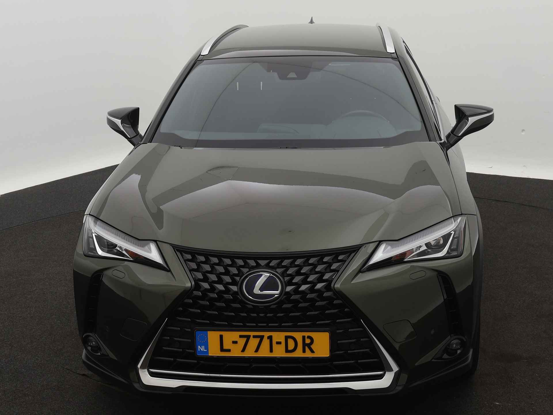 Lexus UX 250h Preference Line | Navigatie | Camera | LM velgen | Parkeersensoren | - 28/45