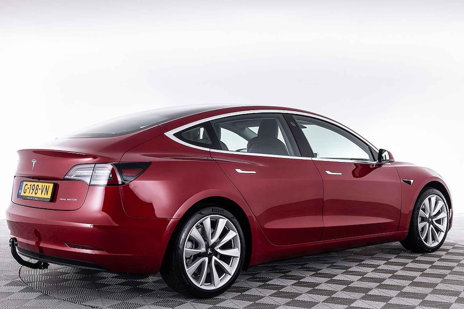 Tesla Model 3 Long Range AWD 75 kWh | Trekhaak | LEDER | PANORAMADAK ✅ 1e Eigenaar . - 18/23