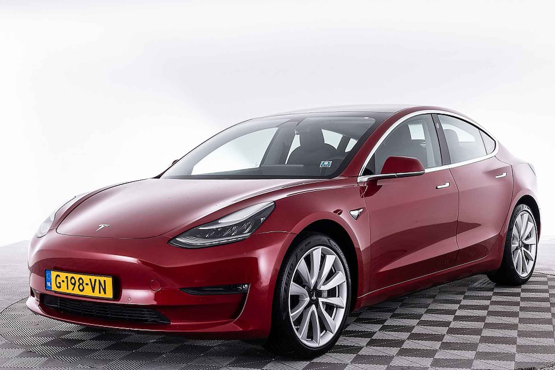 Tesla Model 3 Long Range AWD 75 kWh | Trekhaak | LEDER | PANORAMADAK ✅ 1e Eigenaar . - 19/23