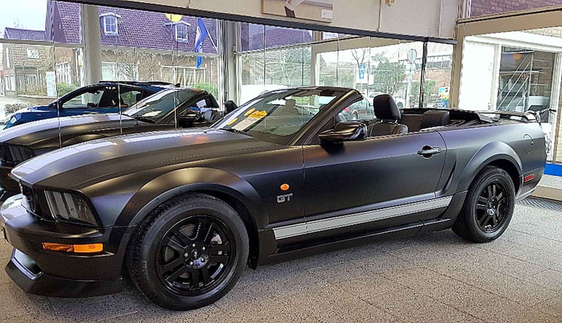 Ford Mustang Cabrio 5.0 gt - 1/8