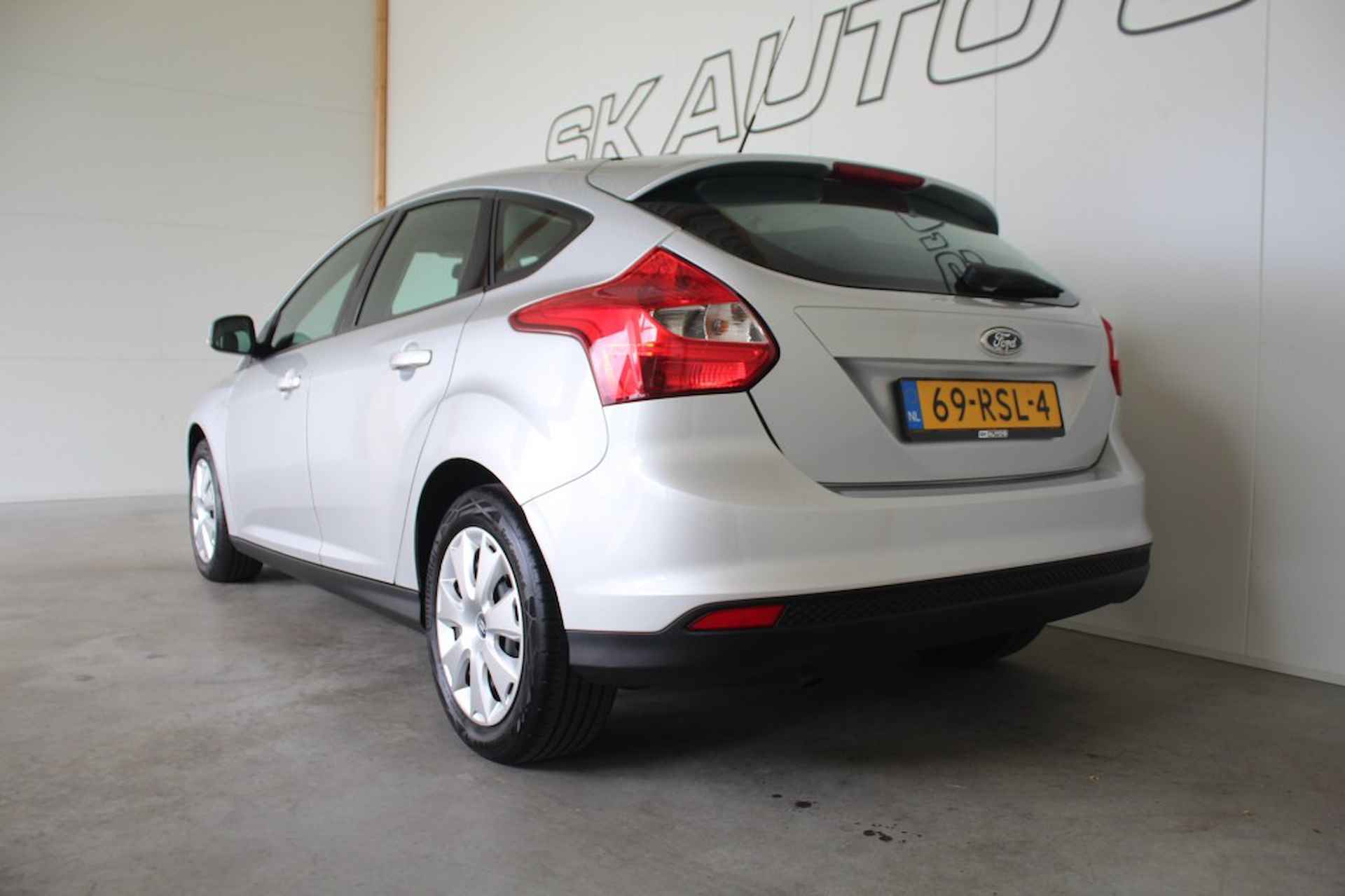 FORD Focus 1.6 TI-VCT TREND NAP! 5DRS ELEK RAMEN CENTRAAL ISOFIX ALL-IN PRI - 3/46