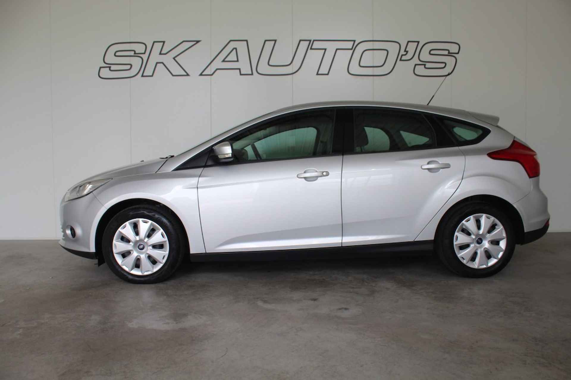 FORD Focus 1.6 TI-VCT TREND NAP! 5DRS ELEK RAMEN CENTRAAL ISOFIX ALL-IN PRI - 7/46