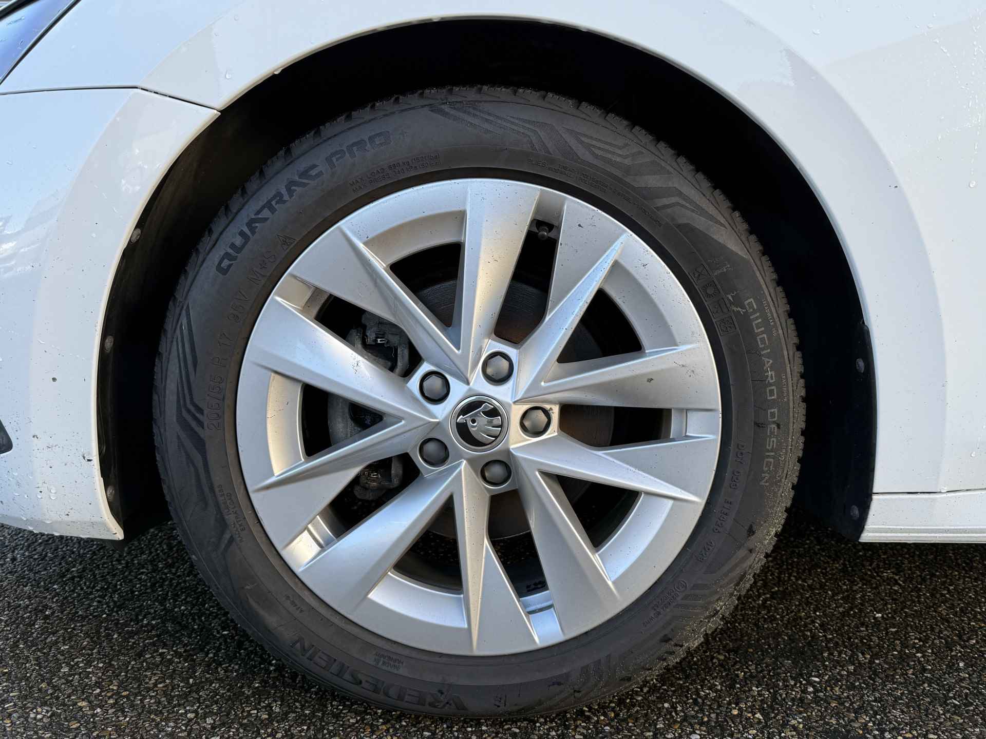 Škoda Octavia Combi 1.0 TSI Sport Business / NAVI / APP.Connect / 17"LMV / Zwenkbare Trekhaak - 5/35