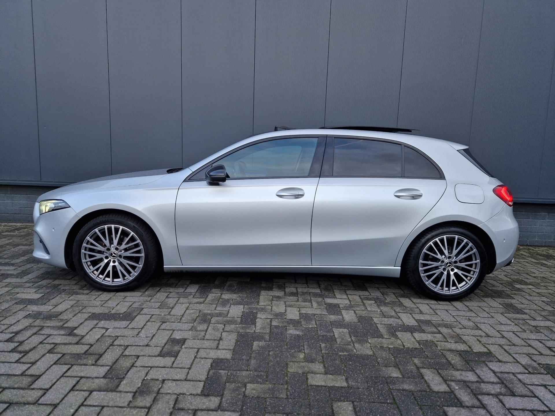 Mercedes-Benz A-klasse 200 Premium Plus /Pano - 2/41