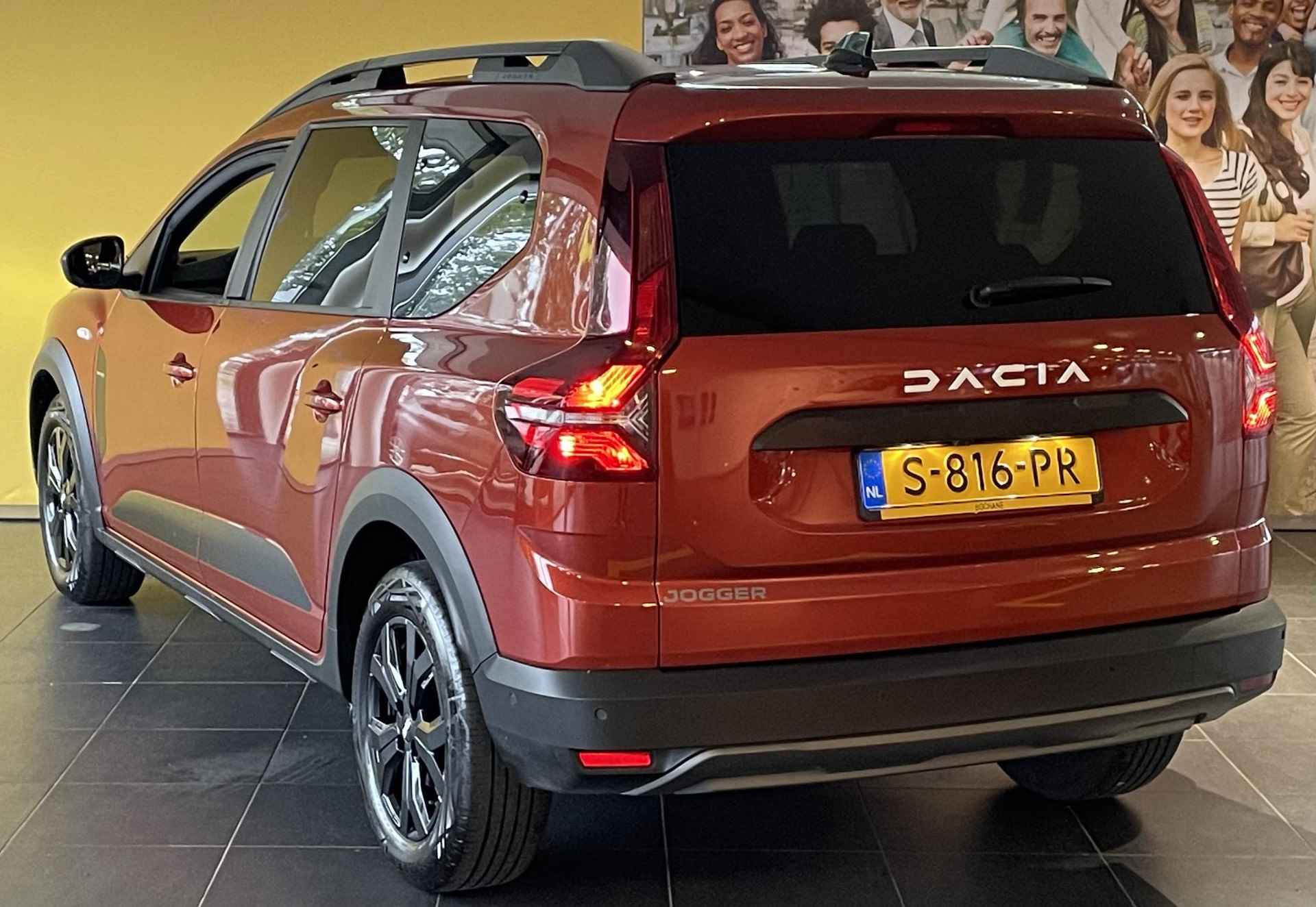 Dacia Jogger 1.0 TCe 110 Extreme 7p. NAVIGATIE | ACHTERUITRIJCAMERA | PARKEERSENSOREN VOOR-EN ACHTER | BLIS | 7-PERSOONS UITVOERING - 7/27