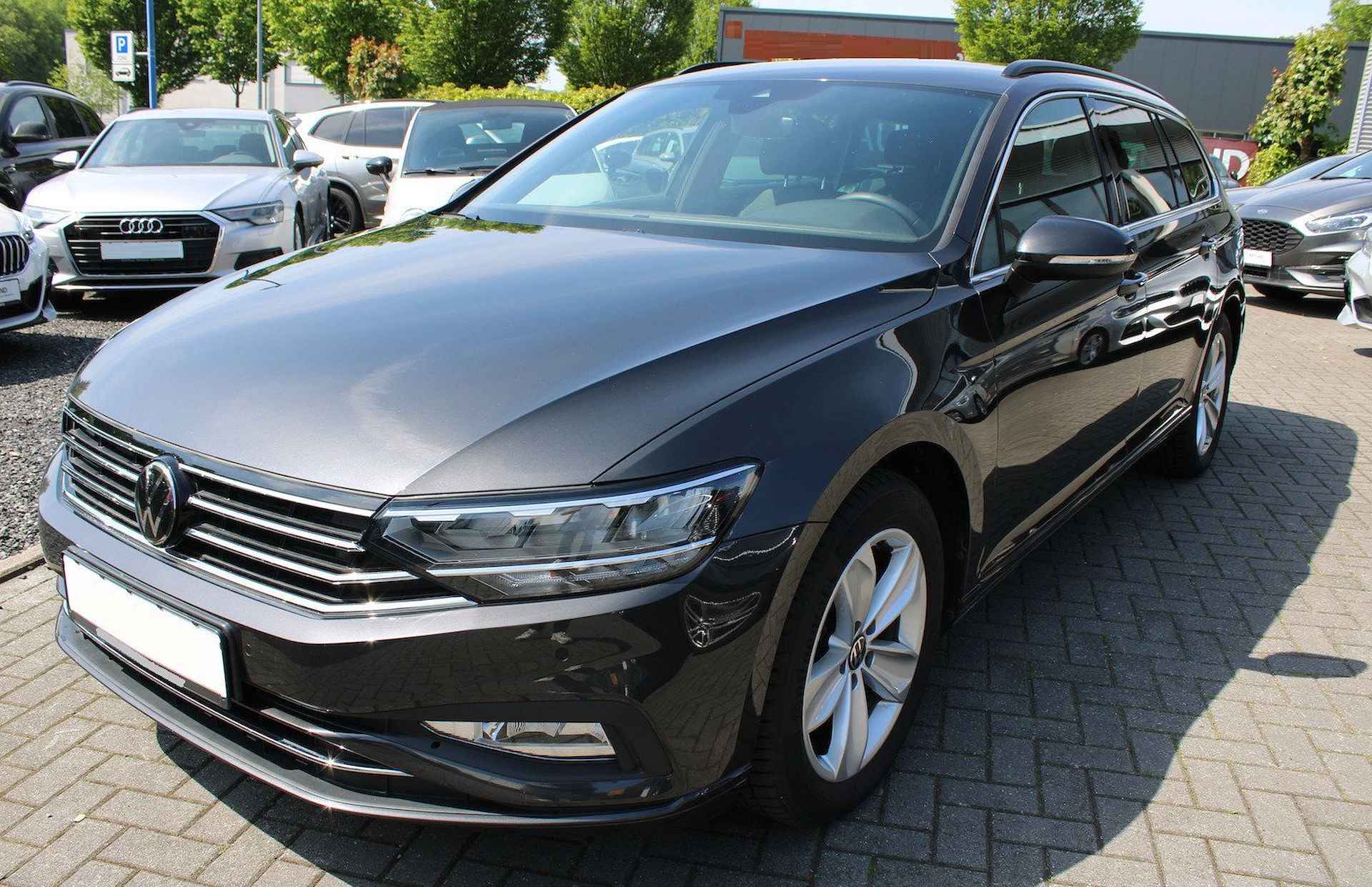 Volkswagen Passat Variant 2.0 TDI 200 PK DSG ACC Trekhaak Camera LED - 2/20