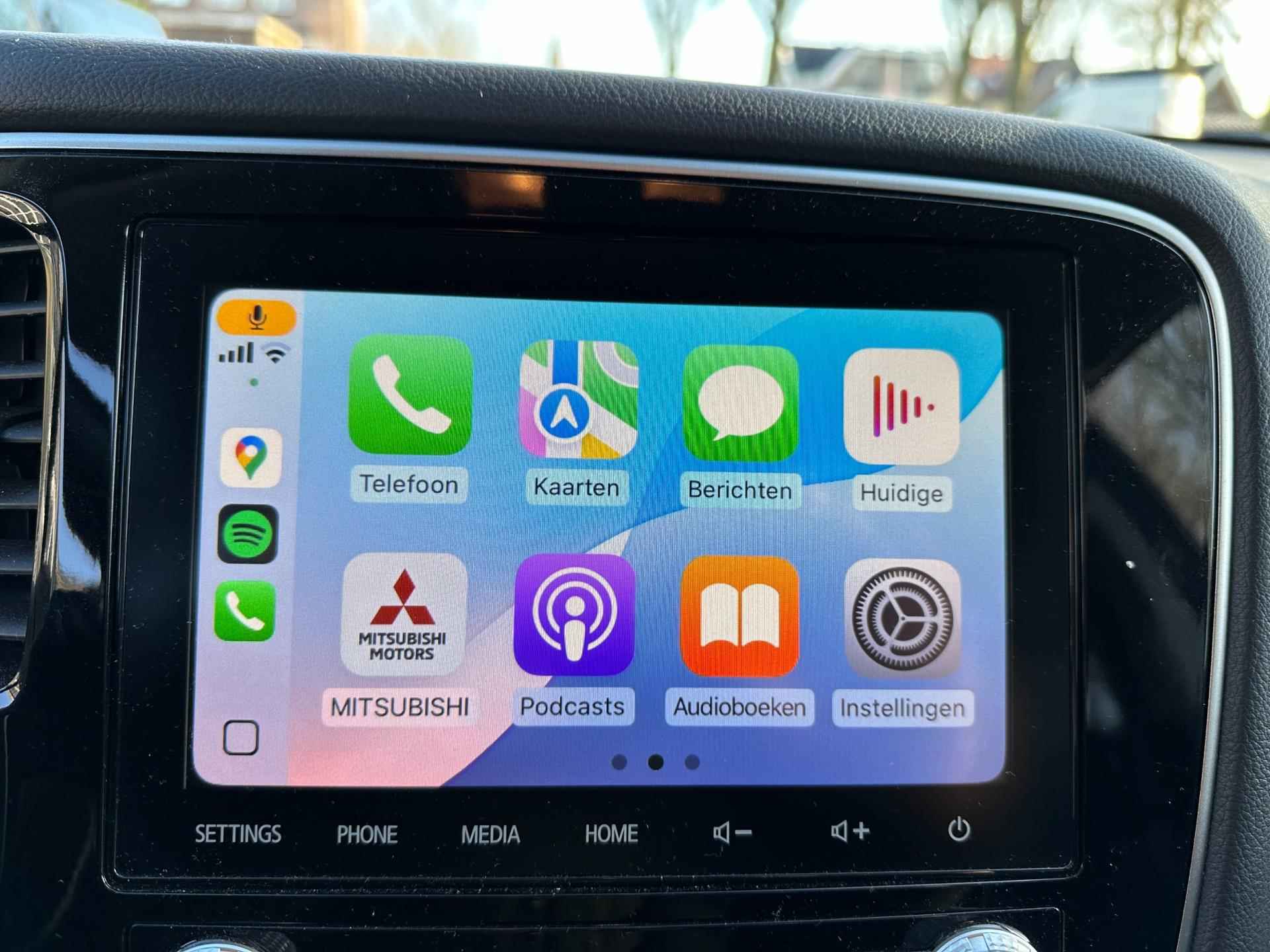 Mitsubishi Outlander 2.4 PHEV Pure trekhaak carplay camera - 26/31