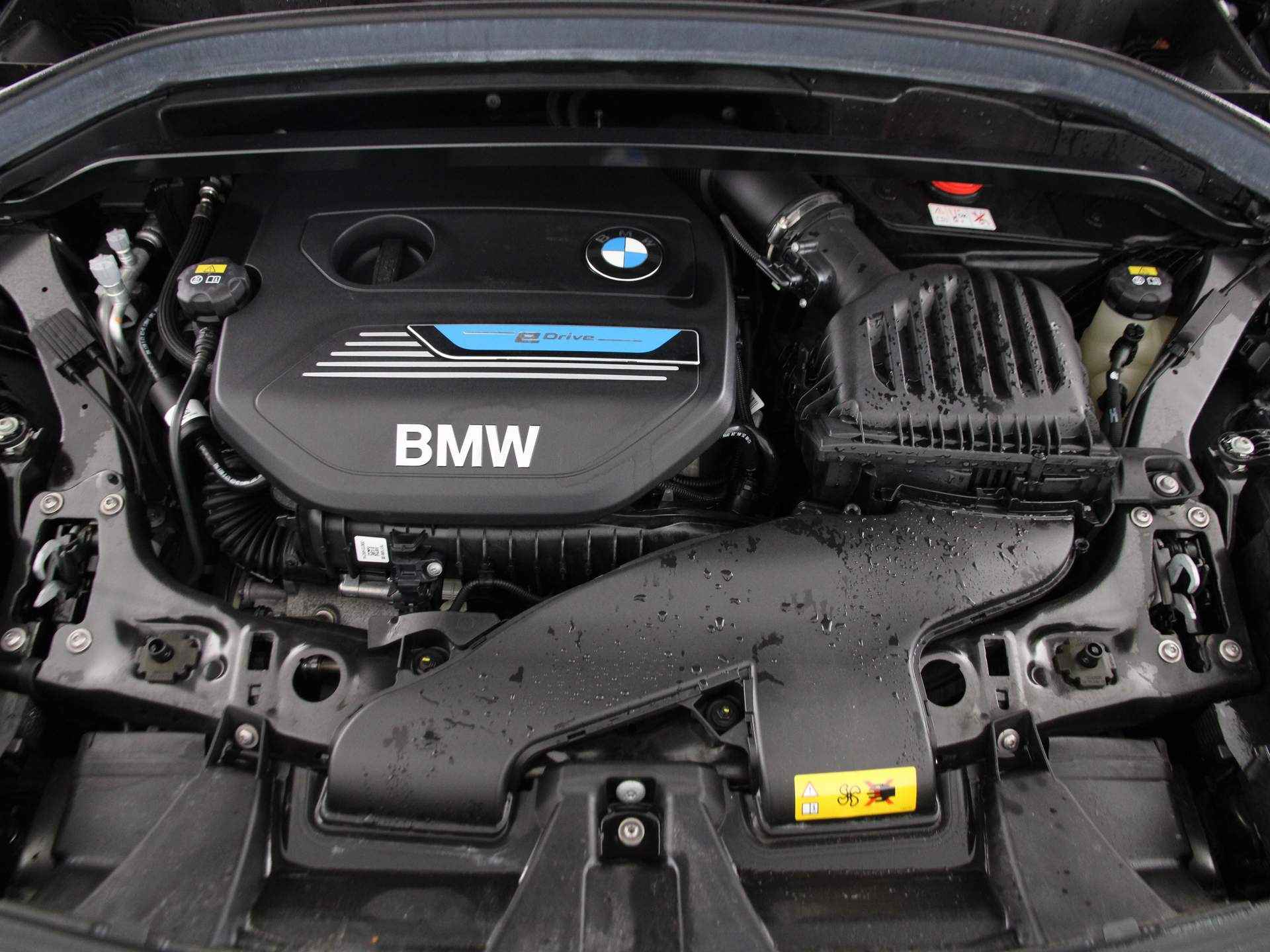 BMW X1 xDrive25e High Executive M-Sport - 5/24