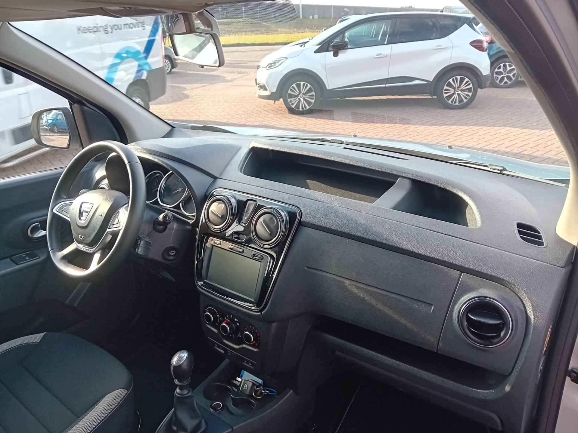 Dacia Dokker 1.3 TCe Stepway, Airco, Multimediasysteem, Bluetooth, Navigatie, Stoelverwarming, Parkeersensoren, Camera, Cruise control, Elekt 1e eigenaar dealer onderhouden, BOVAG - 15/29