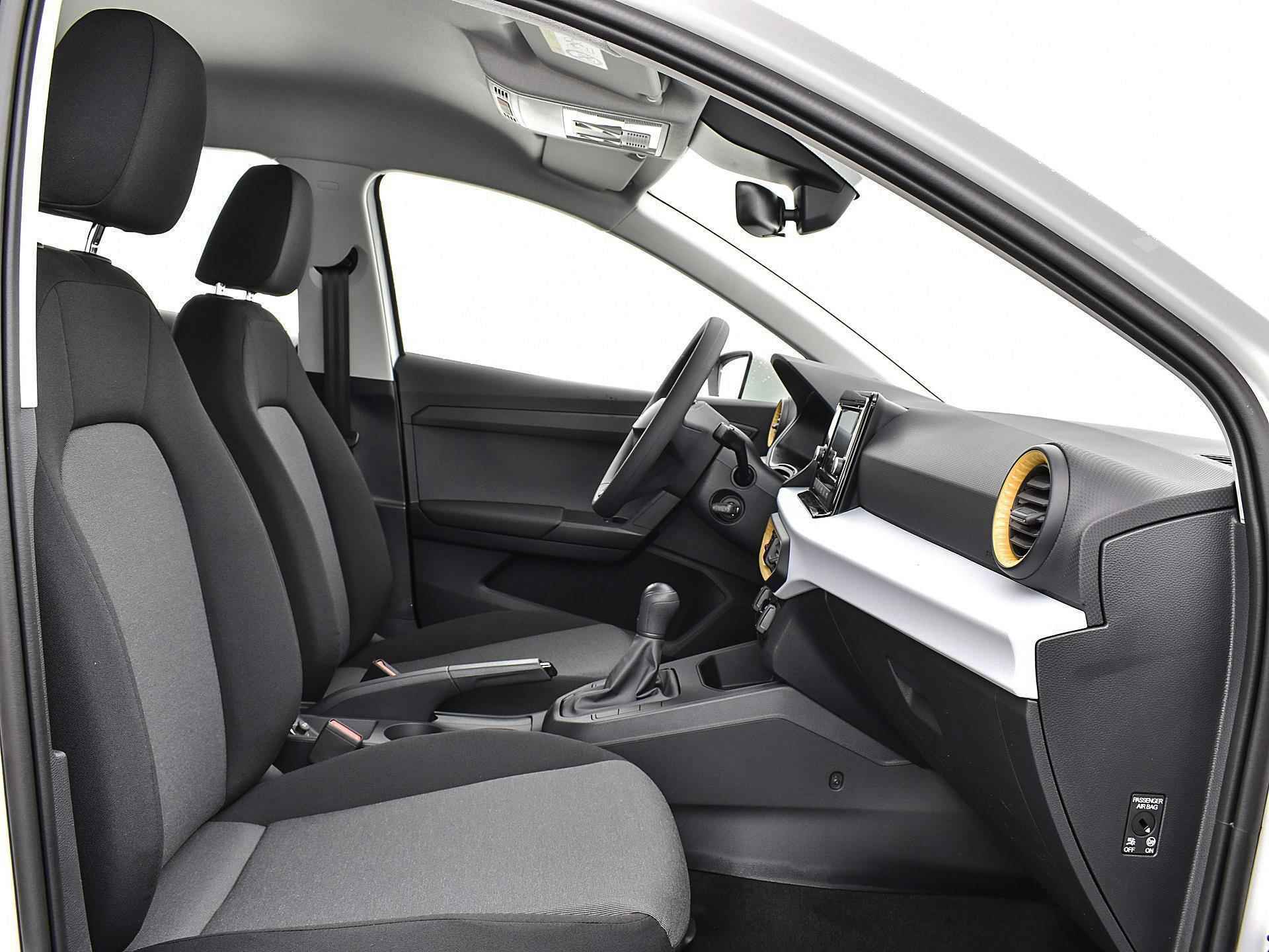 SEAT Ibiza Reference 1.0 59 kW / 80 PK MPI urs 5 versn. Hand |Snel leverbaar! | 1000,- euro inruilbonus! - 20/29