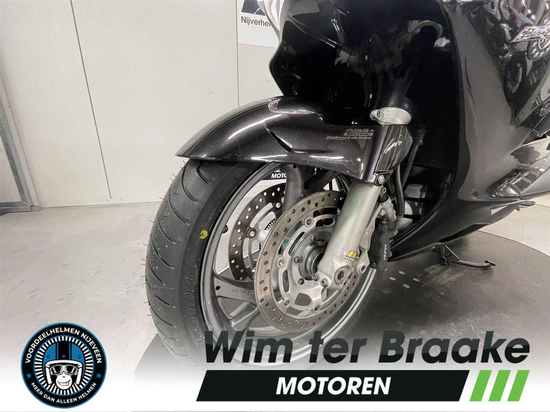 Honda ST 1300 Pn. Eur. ABS - 2009 - 4/25