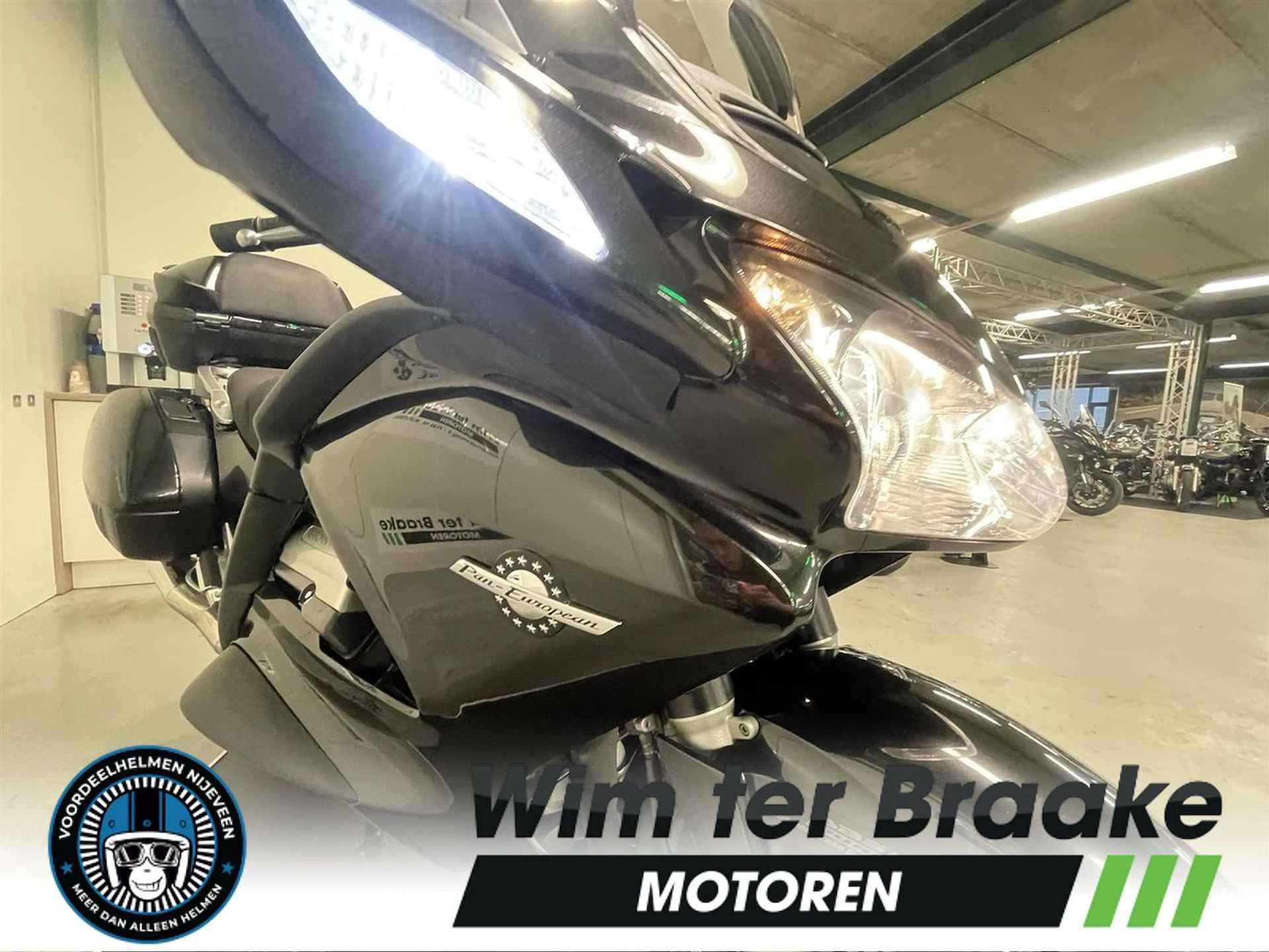 Honda ST 1300 Pn. Eur. ABS - 2009 - 18/25