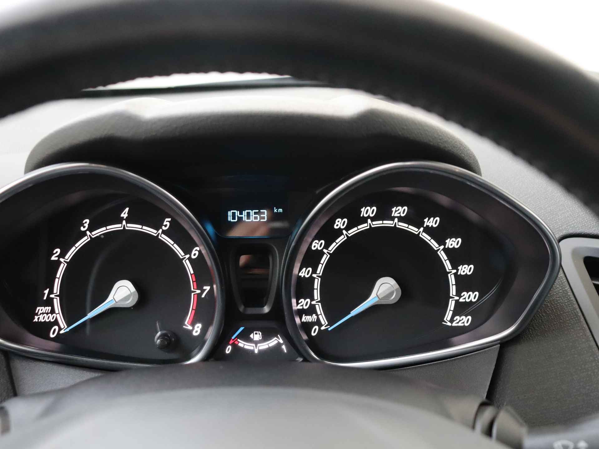 Ford Fiesta 1.0 EcoBoost ST Line | Navigatie | Parkeerhulp | Climate-en cruise control | Voorruit verwarming | - 7/41