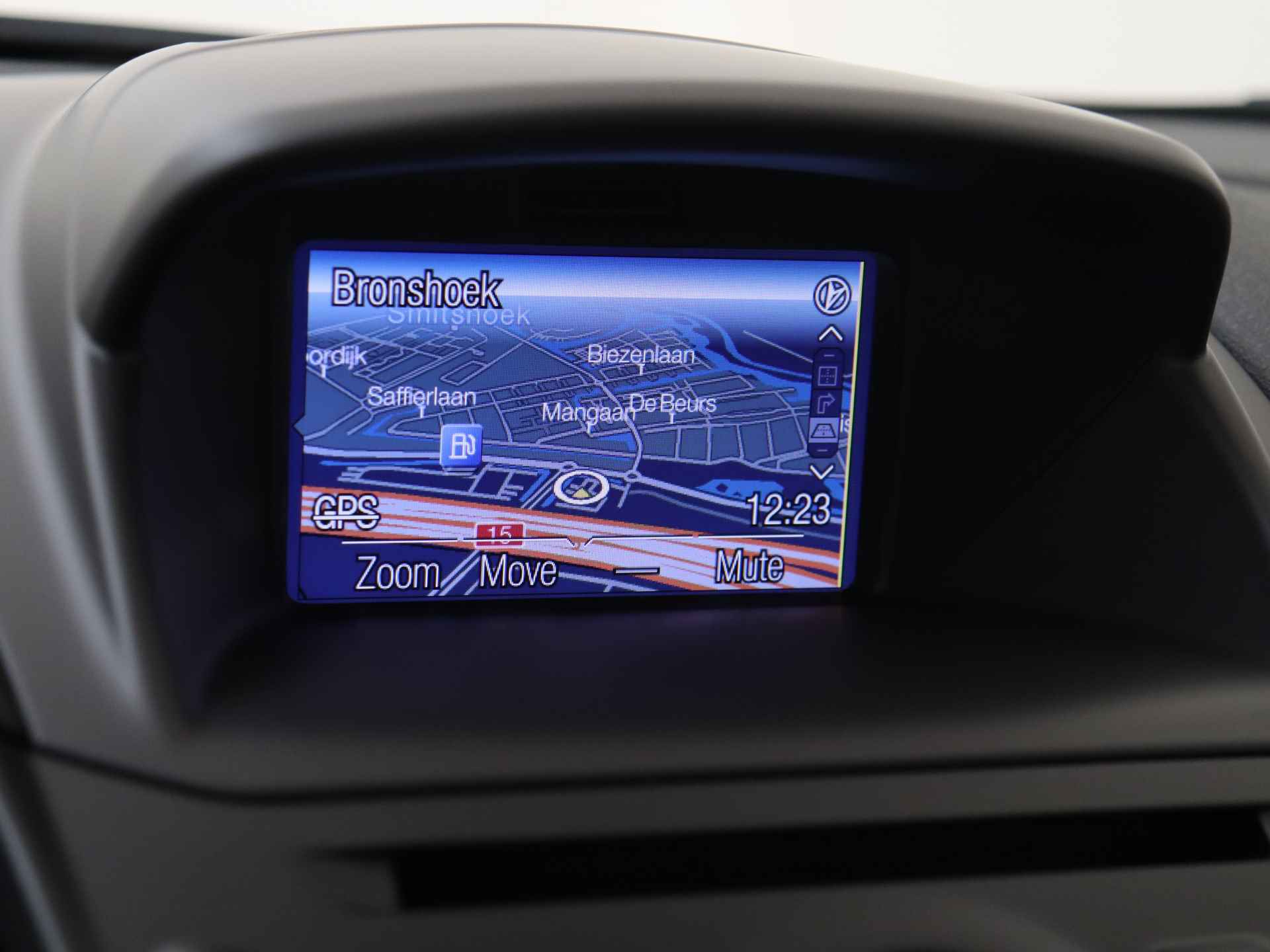 Ford Fiesta 1.0 EcoBoost ST Line | Navigatie | Parkeerhulp | Climate-en cruise control | Voorruit verwarming | - 10/41