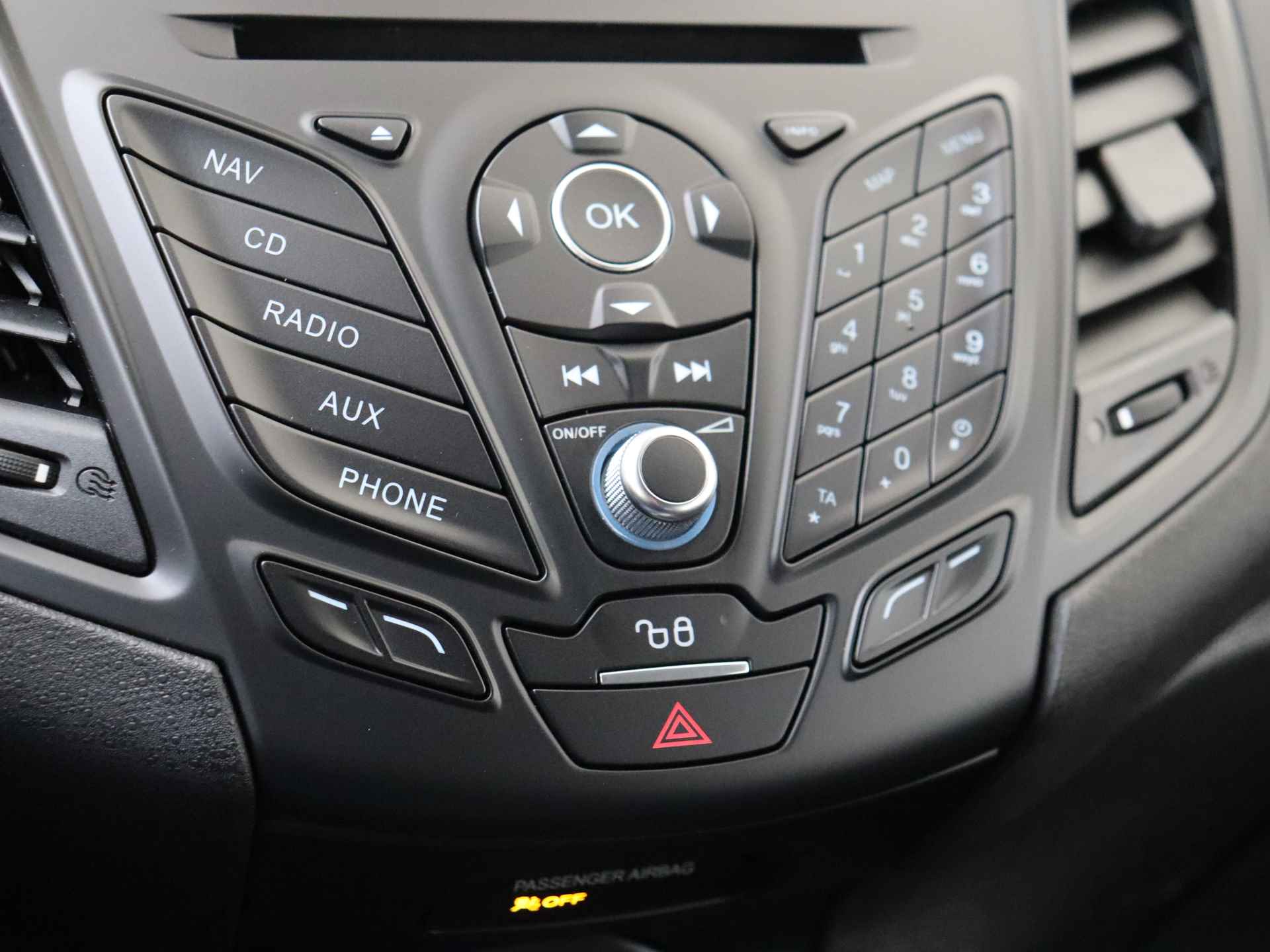 Ford Fiesta 1.0 EcoBoost ST Line | Navigatie | Parkeerhulp | Climate-en cruise control | Voorruit verwarming | - 13/41