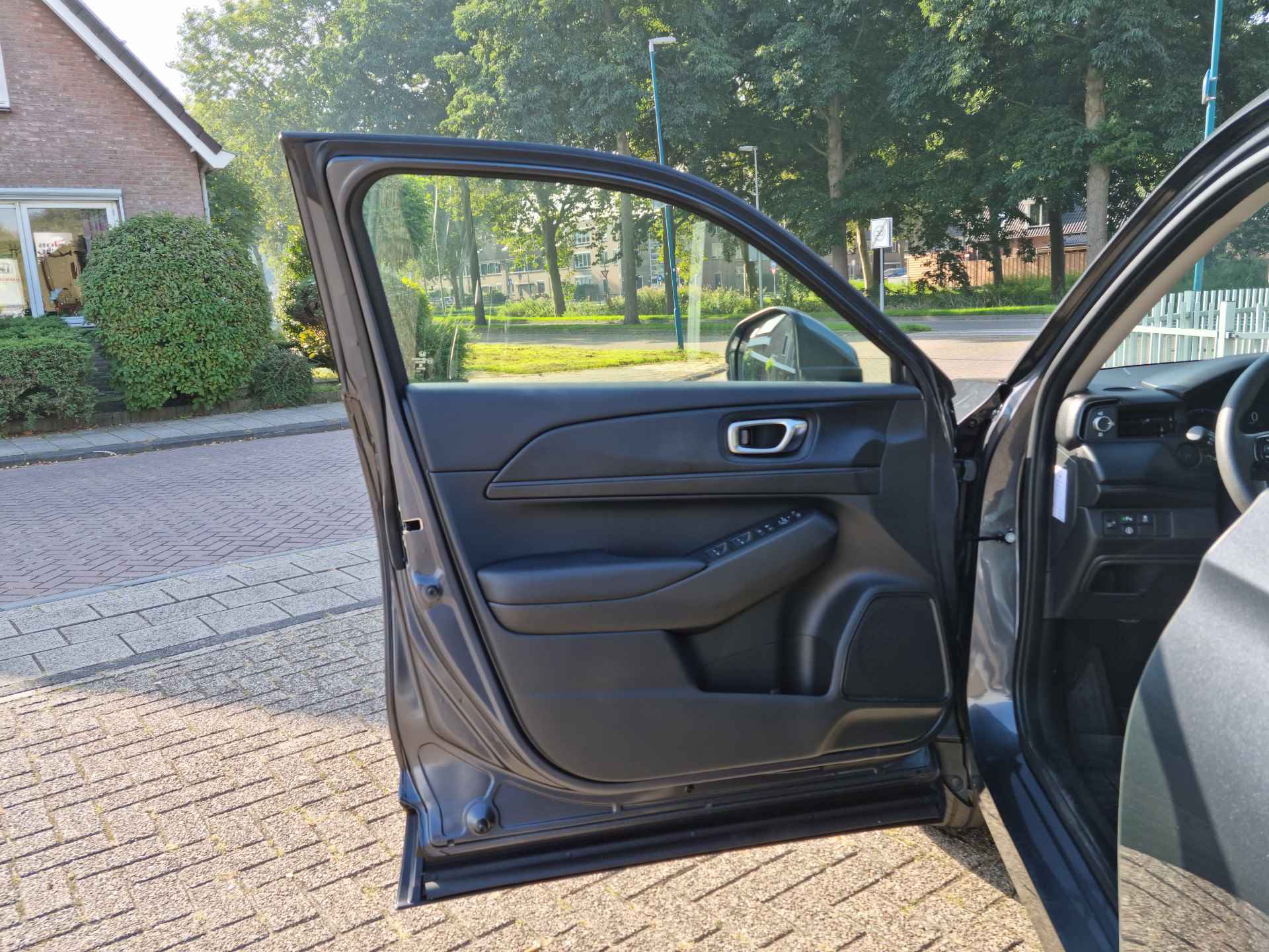 Honda HR-V 1.5 e:HEV Elegance Parkeersensoren V+A, Navigatie , All-in Rijklaarprijs - 8/23