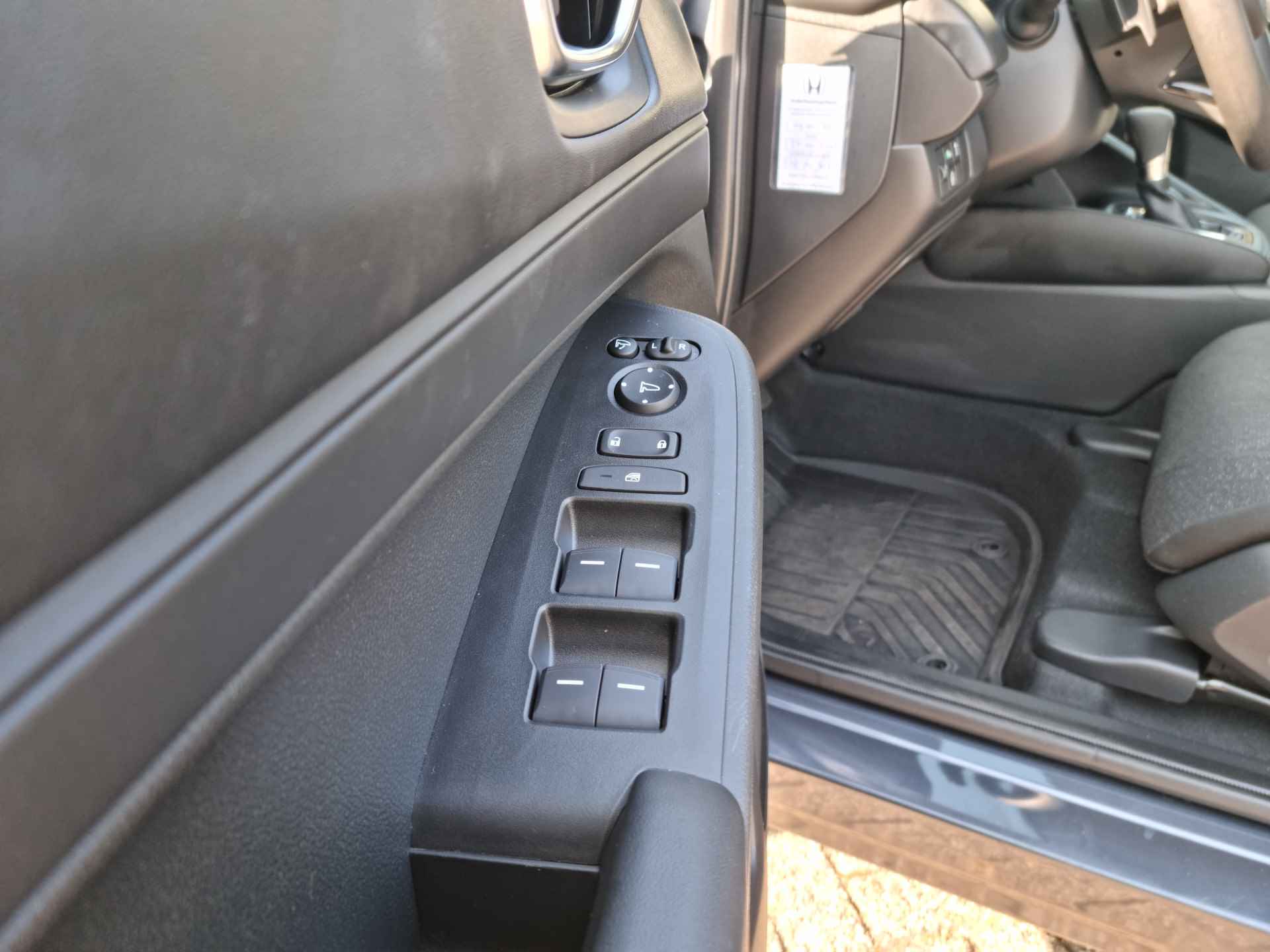 Honda HR-V 1.5 e:HEV Elegance Parkeersensoren V+A, Navigatie , All-in Rijklaarprijs - 9/23
