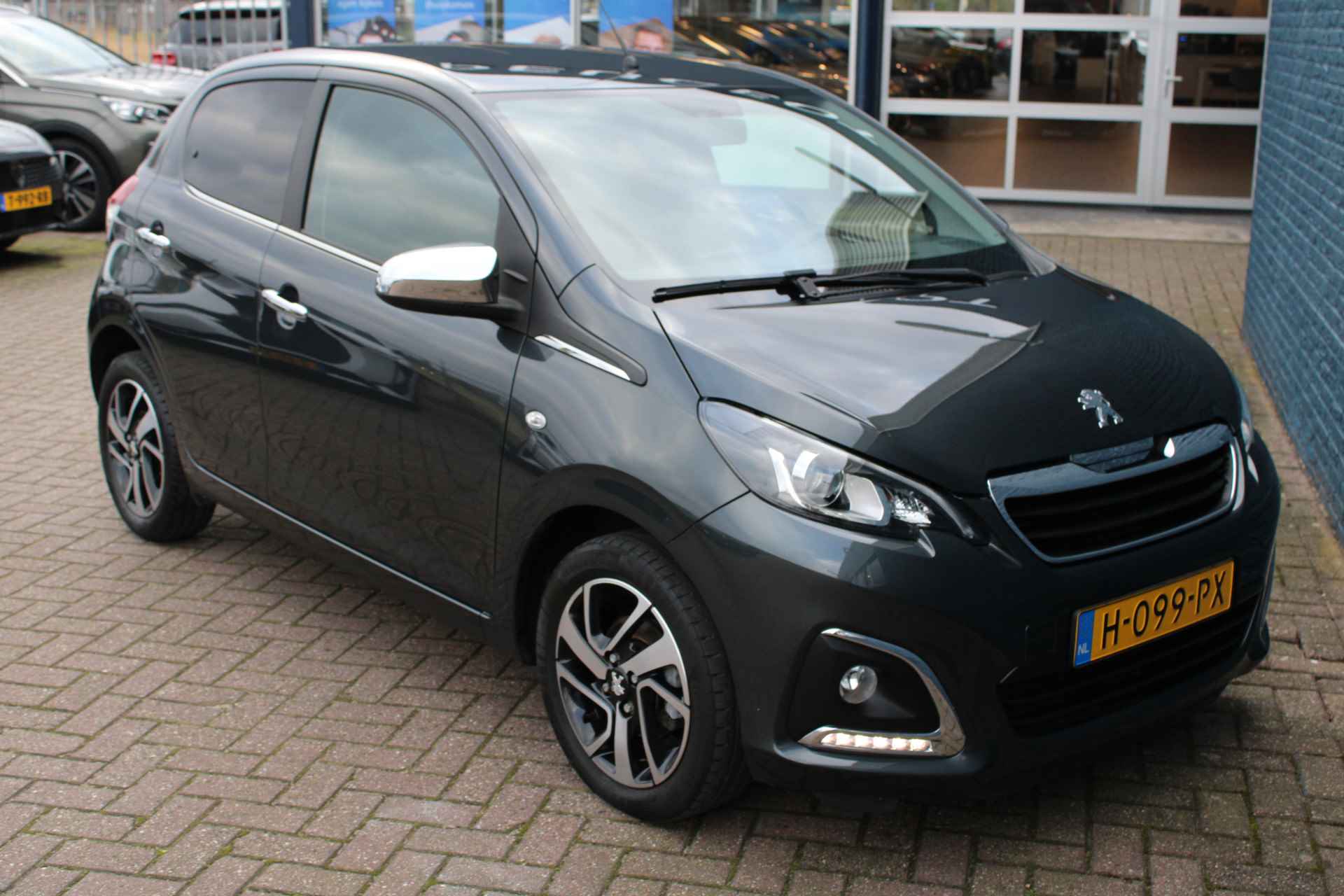 Peugeot 108 5drs 1.0 e-VTi Allure | Navigatie | Camera | Climate control | Bluetooth | - 10/29