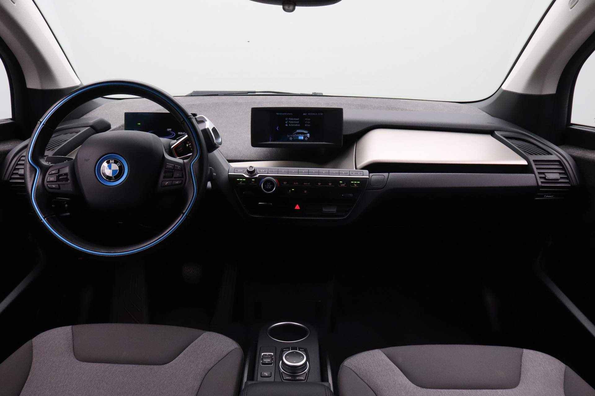 BMW i3 Basis 120Ah 42 kWh | Sportpakket | Stoelverwarming bestuurder/passagier | Warmtepomp | Snelladen wisselstroom meerfasig | PDC | Navigatiesysteem Business | - 3/25