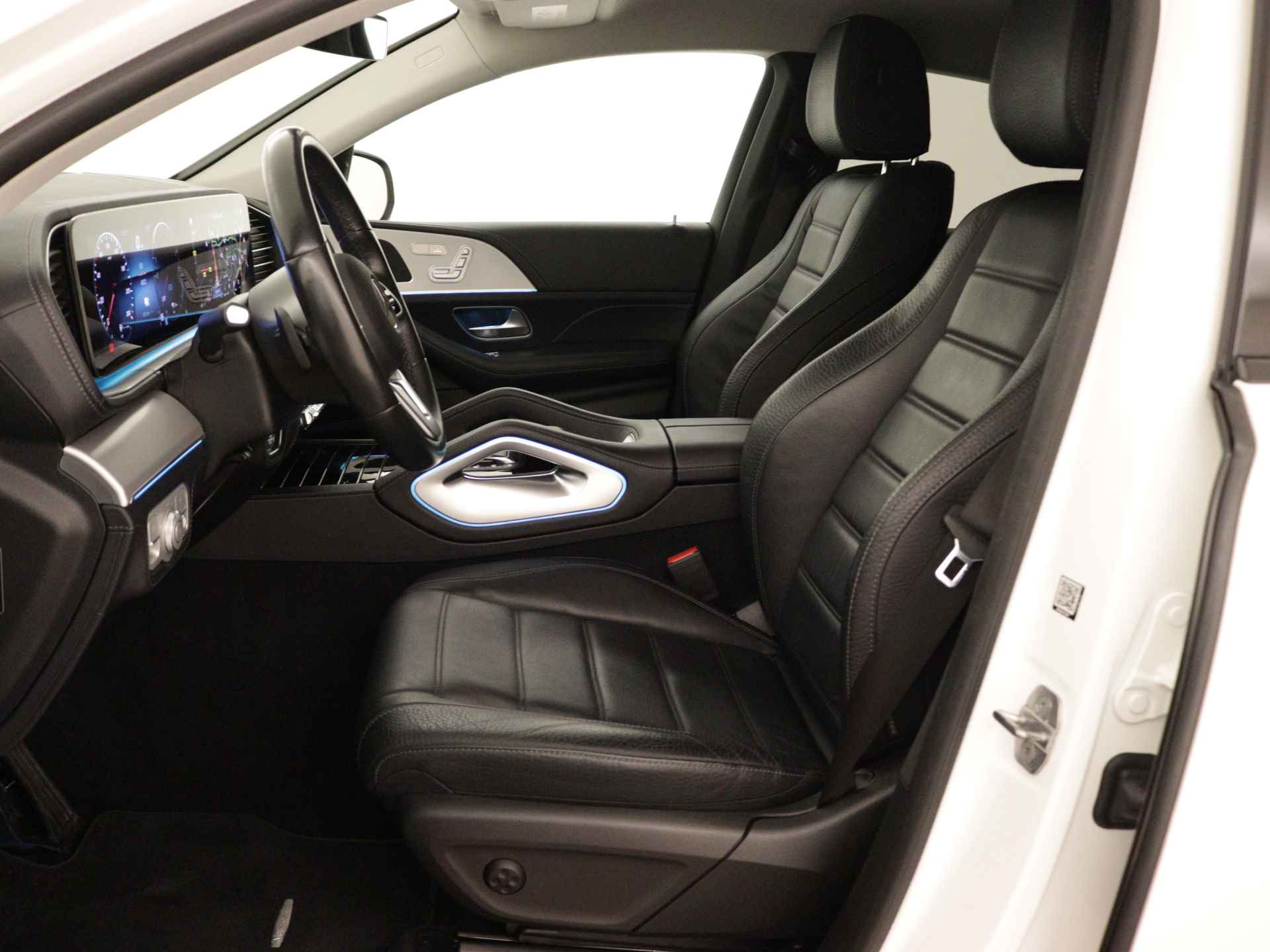 Mercedes-Benz GLE 350 e 4-MATIC AMG Nightpakket Limited 5 spaaks lichtmetalen velgen | Trekhaak | Airmatic | Treeplanken | Alarm klasse 3 |  Augmented Reality | sfeerverlichting | DAB | Parking support | inclusief 24 maanden MB Certified garantie voor europa - 20/45