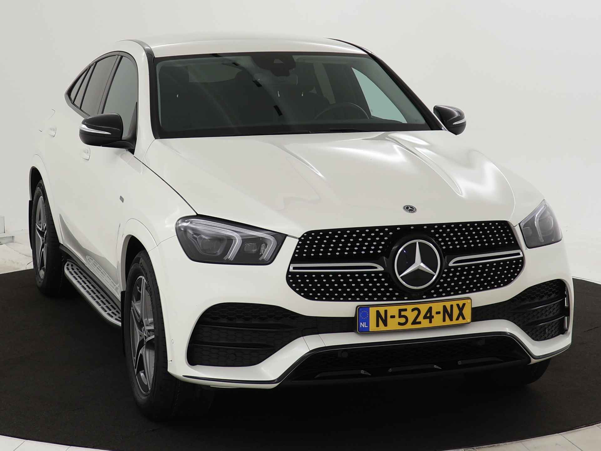 Mercedes-Benz GLE 350 e 4-MATIC AMG Nightpakket Limited 5 spaaks lichtmetalen velgen | Trekhaak | Airmatic | Treeplanken | Alarm klasse 3 |  Augmented Reality | sfeerverlichting | DAB | Parking support | inclusief 24 maanden MB Certified garantie voor europa - 28/45