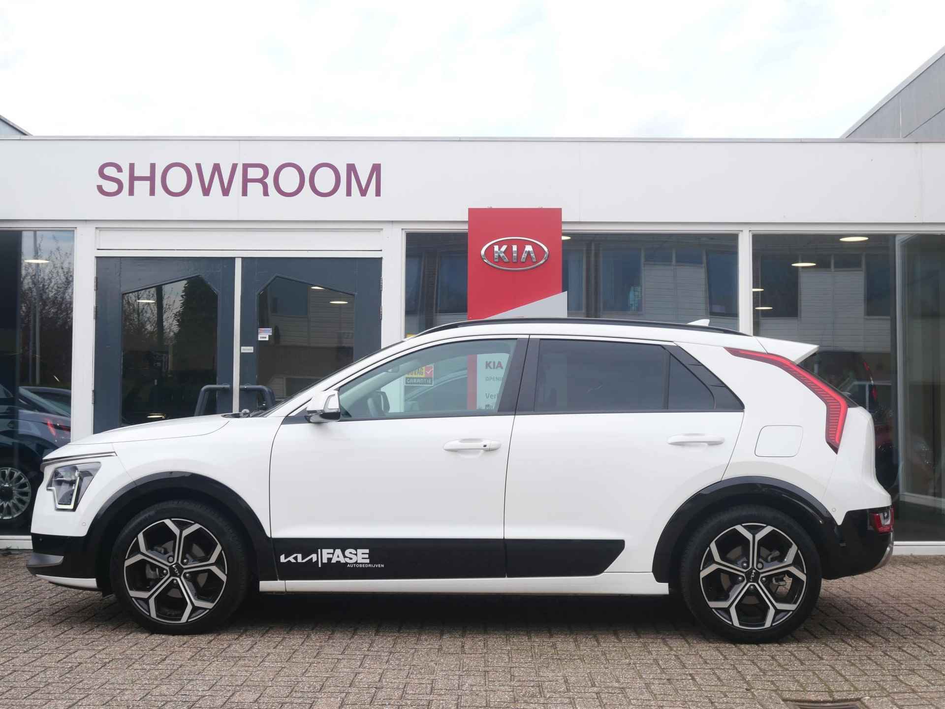 Kia Niro 1.6 GDi Hybrid ExecutiveLine | Schuif-/kanteldak | Stoel-/stuurverwarming | Harman Kardon | 18'' lichtmetaal | Draadloos opladen smartphone - 7/27