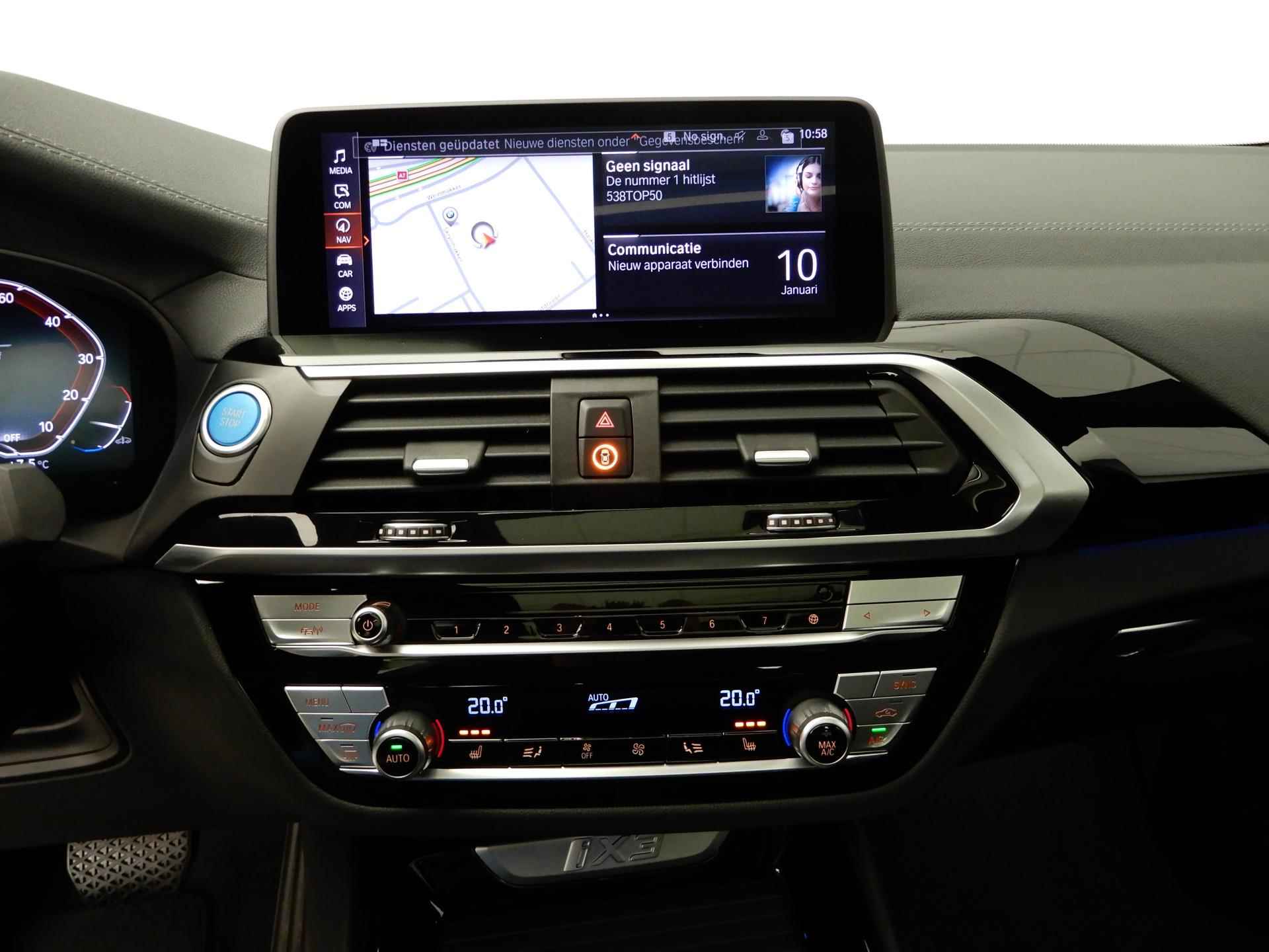 BMW iX3 High Executive 80 kWh | LED | Leder | HUD | Trekhaak | Schuifdak | Sportstoelen | DAB | Harman-kardon sound | Alu 20 inch - 14/29