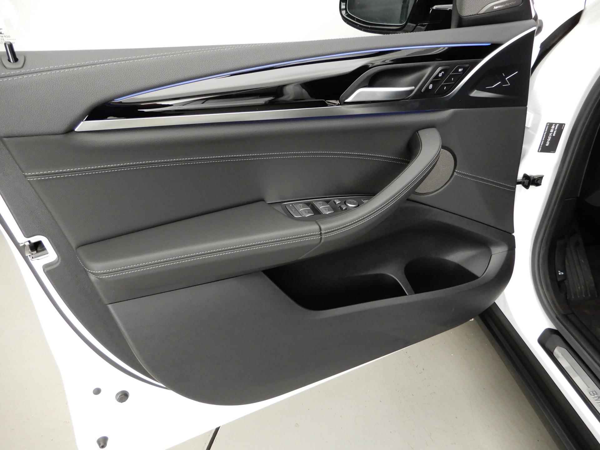 BMW iX3 High Executive 80 kWh | LED | Leder | HUD | Trekhaak | Schuifdak | Sportstoelen | DAB | Harman-kardon sound | Alu 20 inch - 21/29